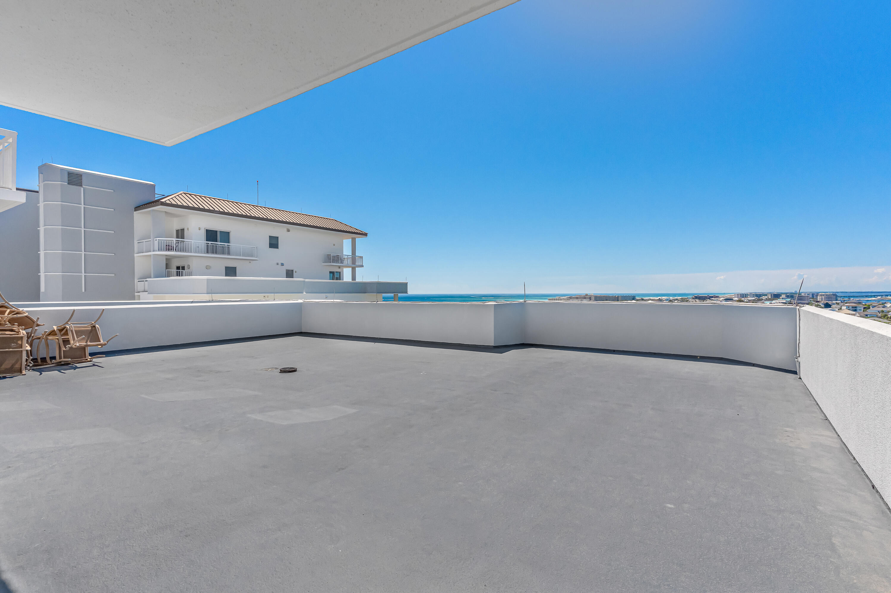 HARBOR LANDING - Residential