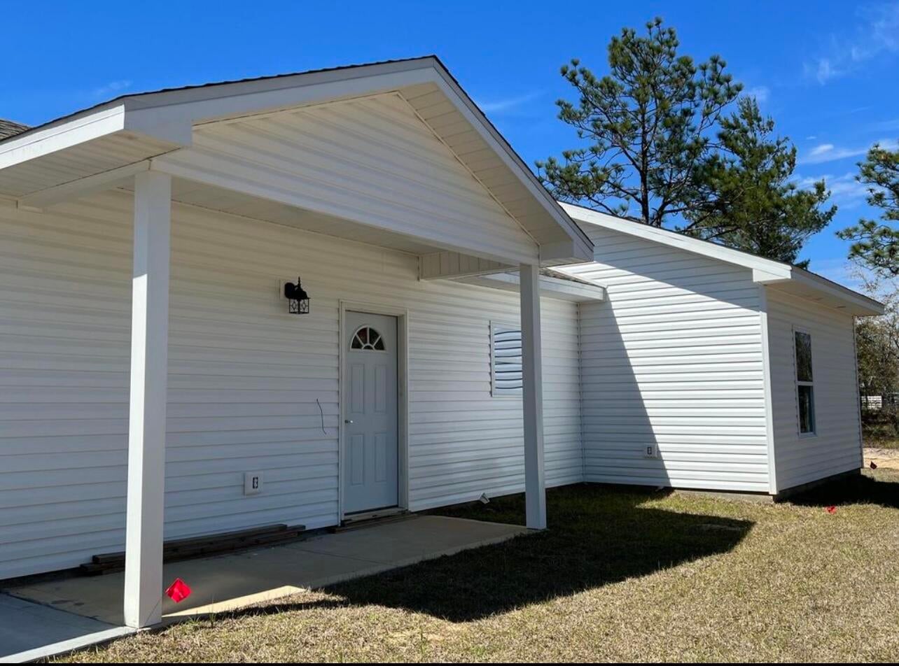 299 E Laurel Lane
