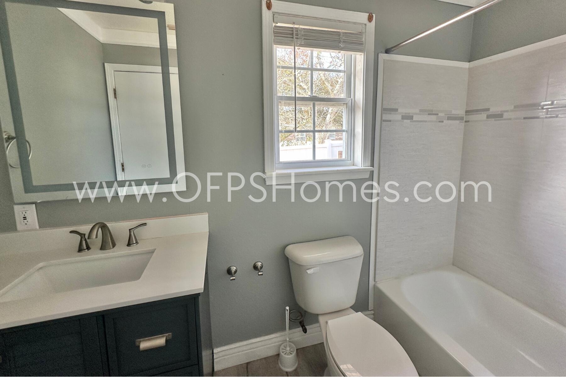 LAGUNA BEACH - Residential Lease