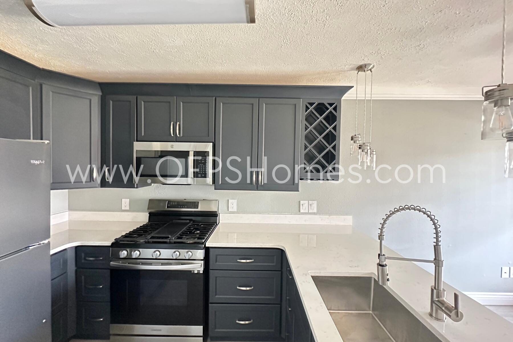 LAGUNA BEACH - Residential Lease