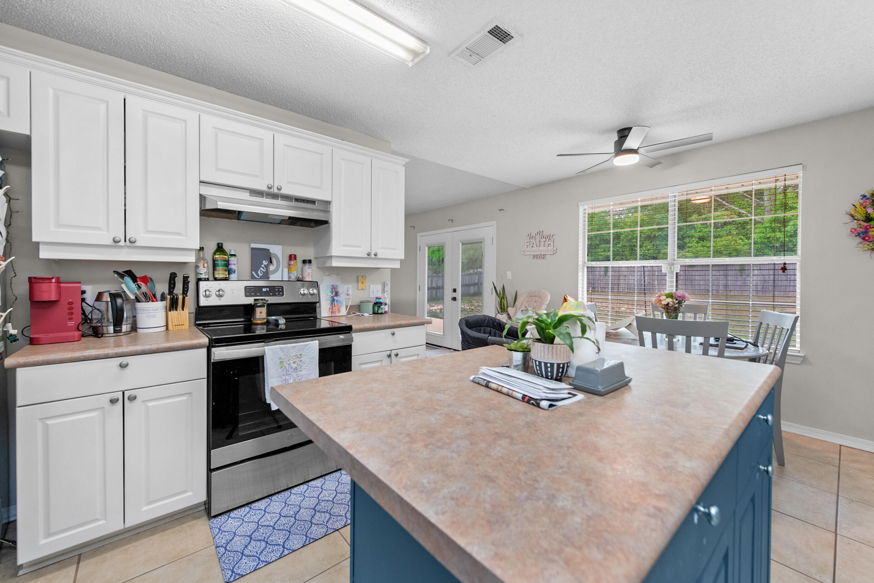 COUNTRYVIEW ESTATES 4TH ADDN - Residential