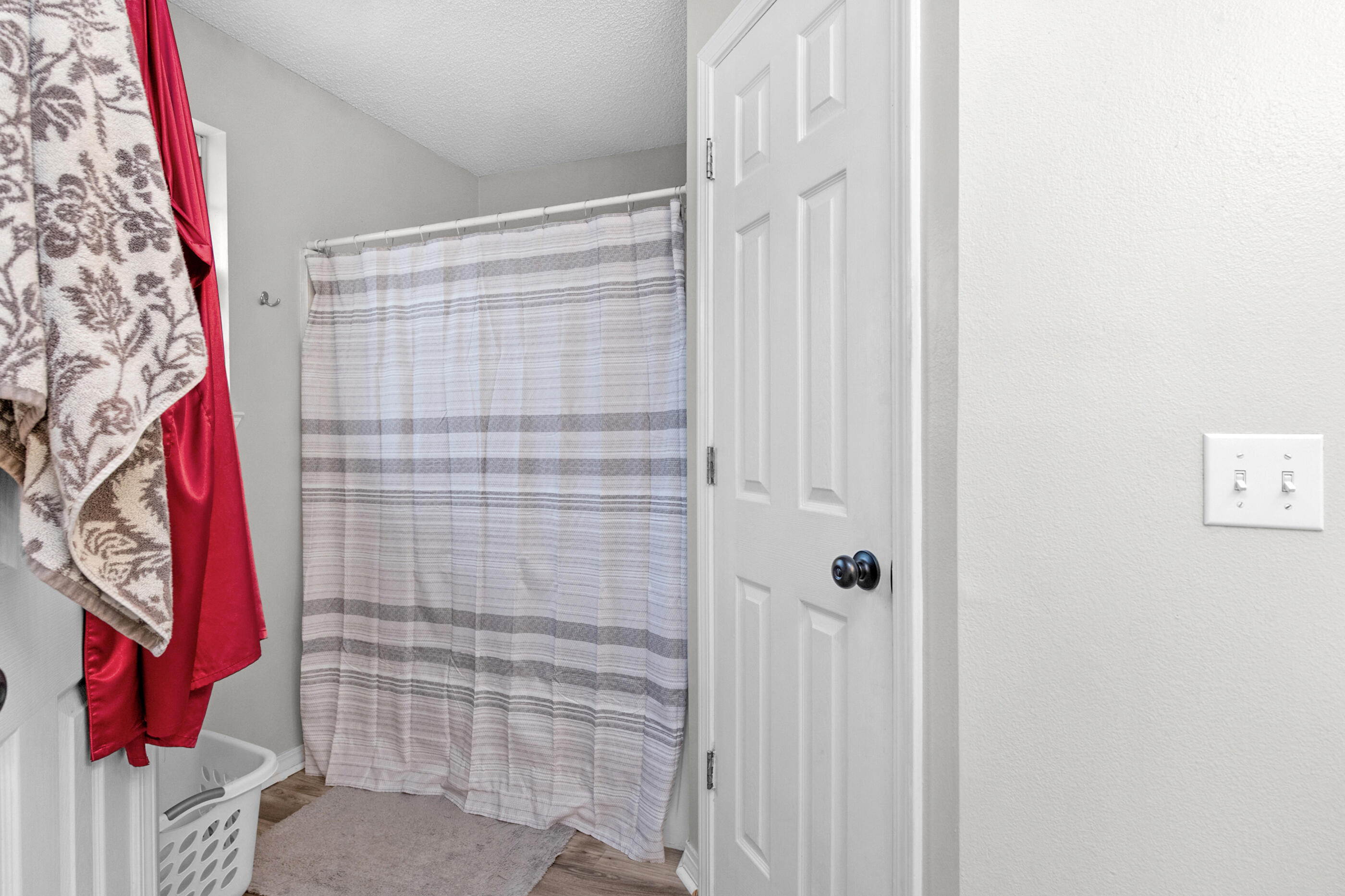 COUNTRYVIEW ESTATES 4TH ADDN - Residential