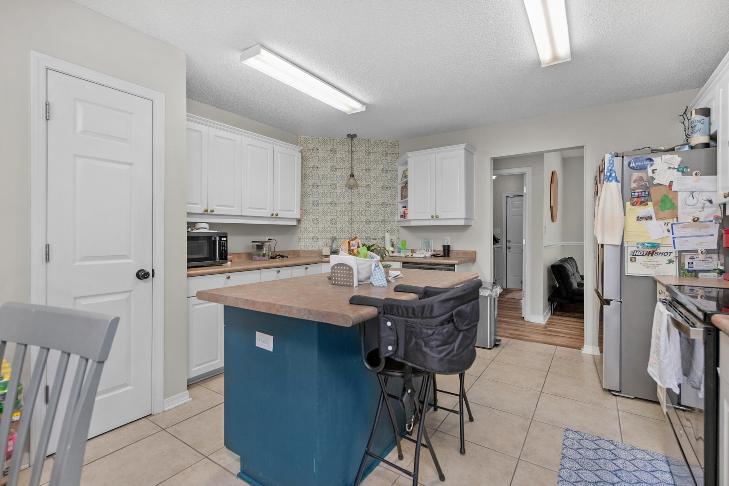 COUNTRYVIEW ESTATES 4TH ADDN - Residential