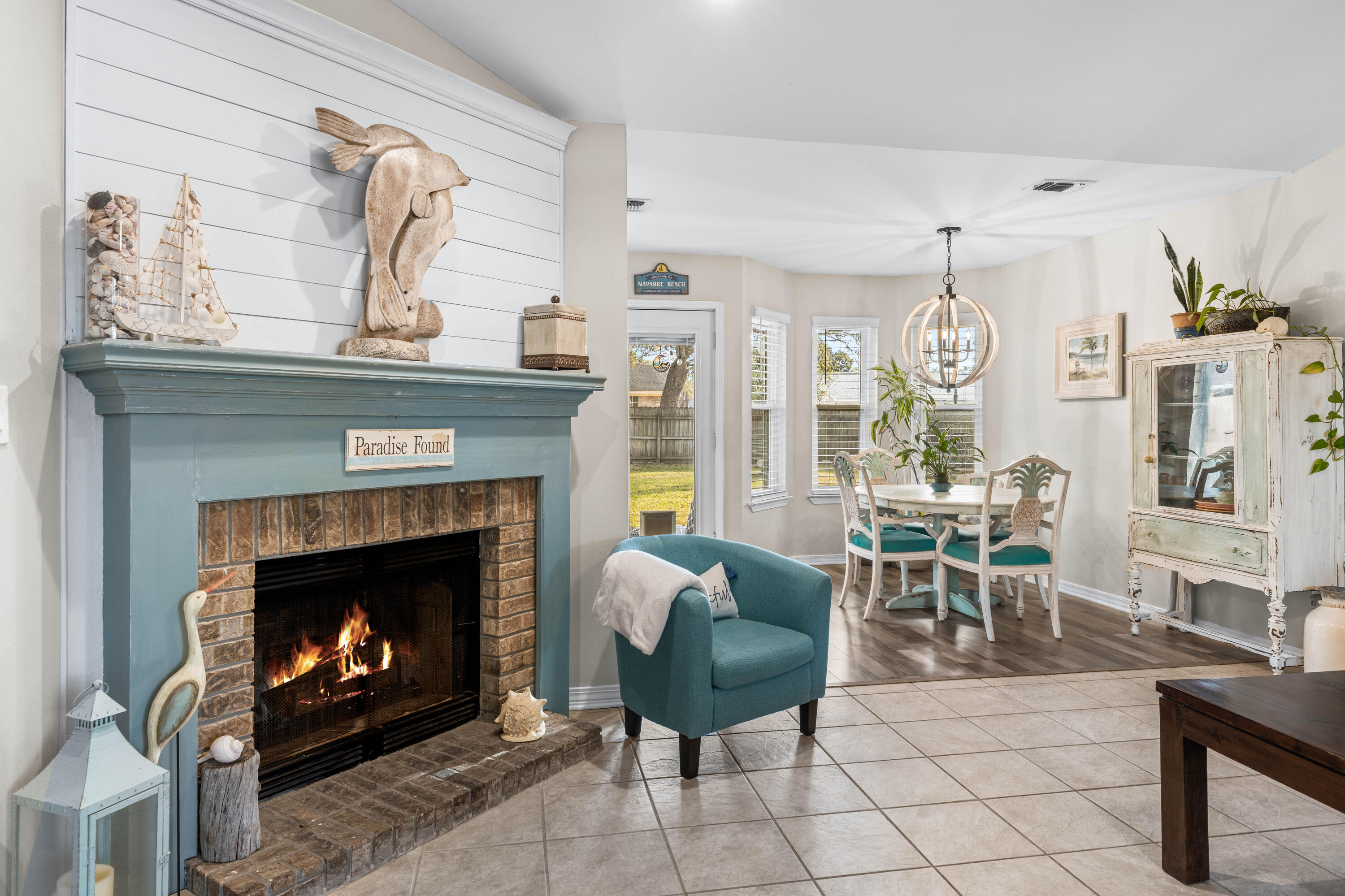 COUNTRY BREEZE ESTATES - Residential