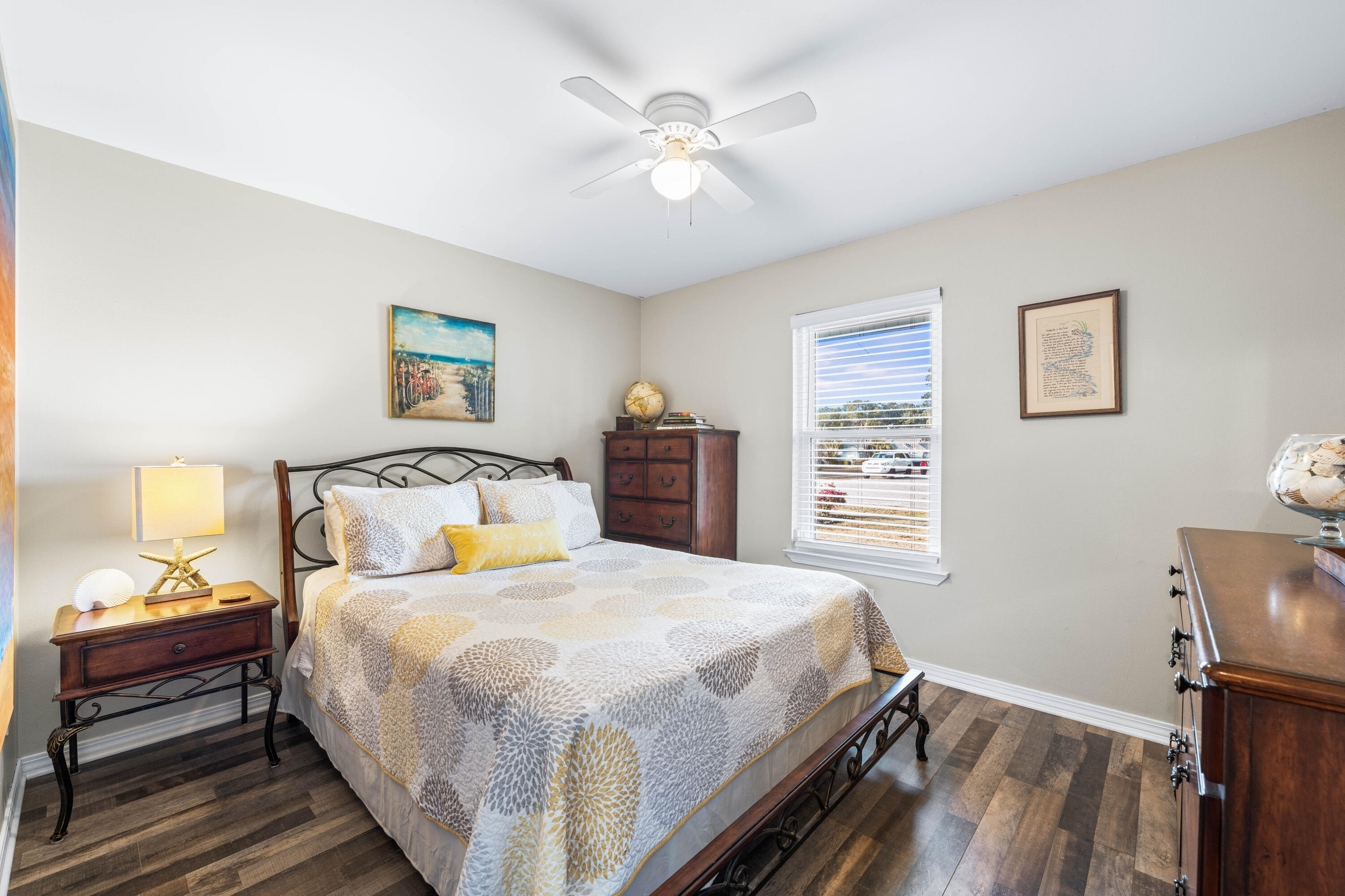 COUNTRY BREEZE ESTATES - Residential