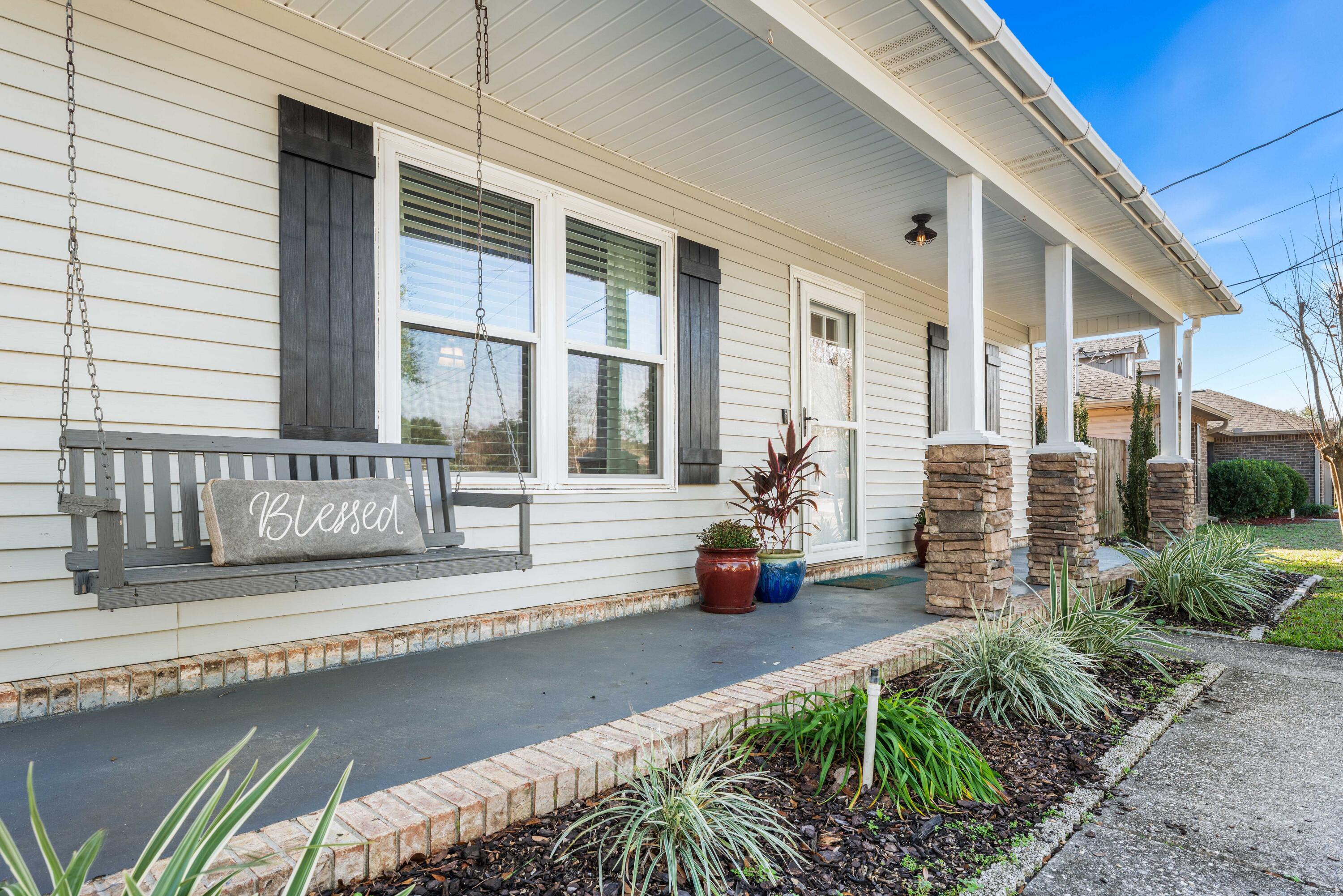 COUNTRY BREEZE ESTATES - Residential