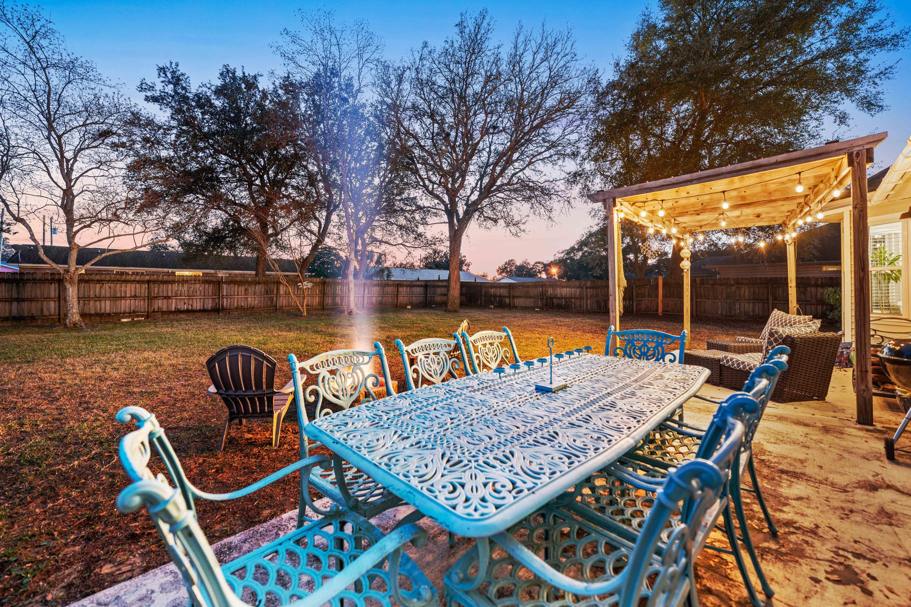 COUNTRY BREEZE ESTATES - Residential