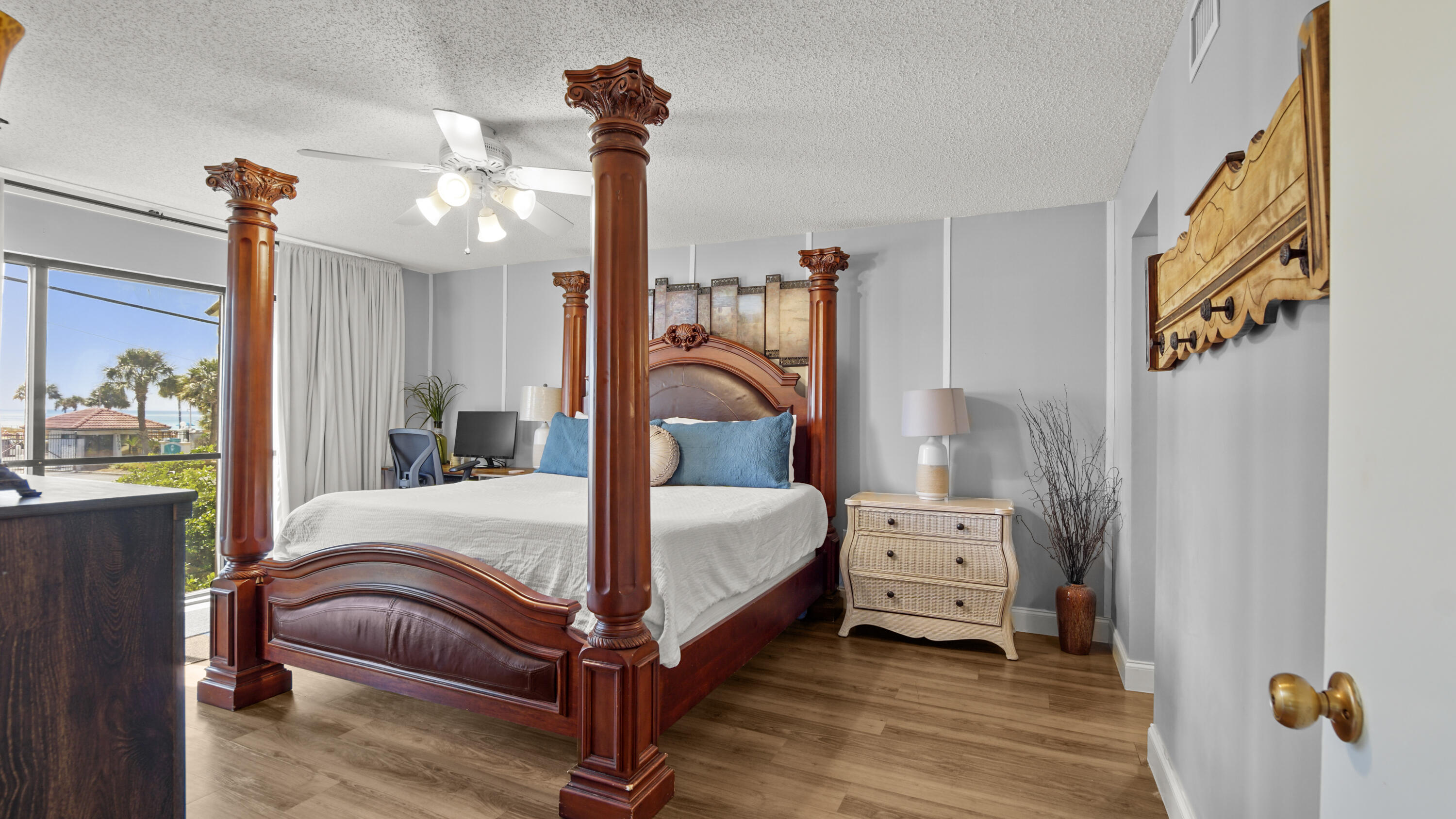 Edgewater Beachview Villas - Residential