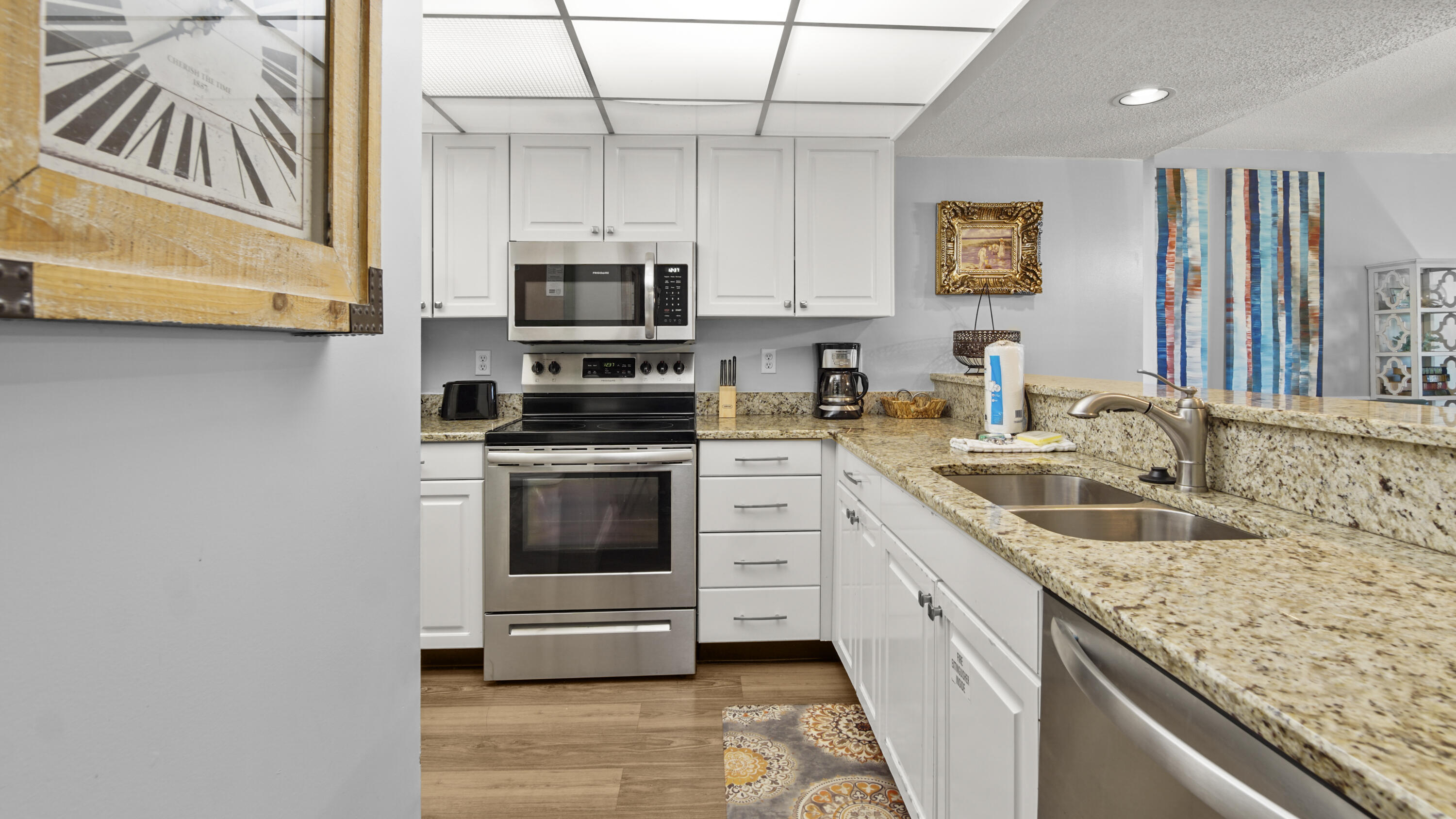 Edgewater Beachview Villas - Residential