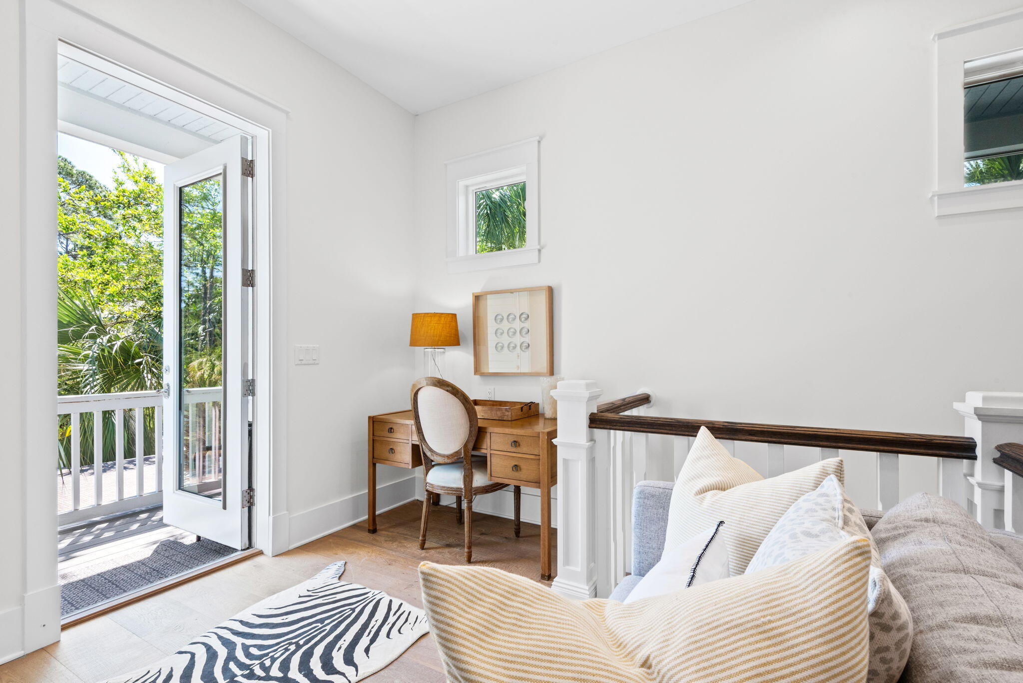 COTTAGES AT EASTERN LAKE - Residential