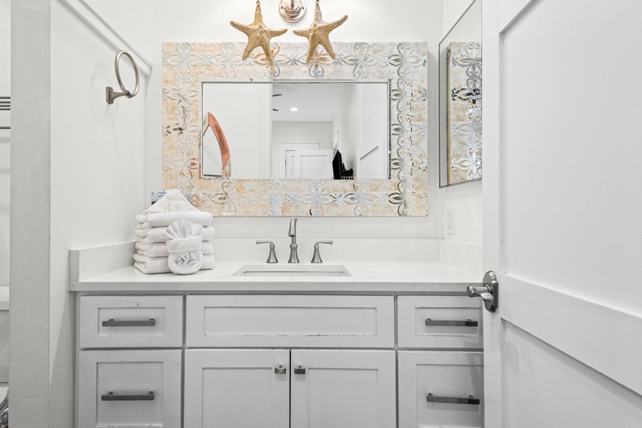 COTTAGES AT EASTERN LAKE - Residential