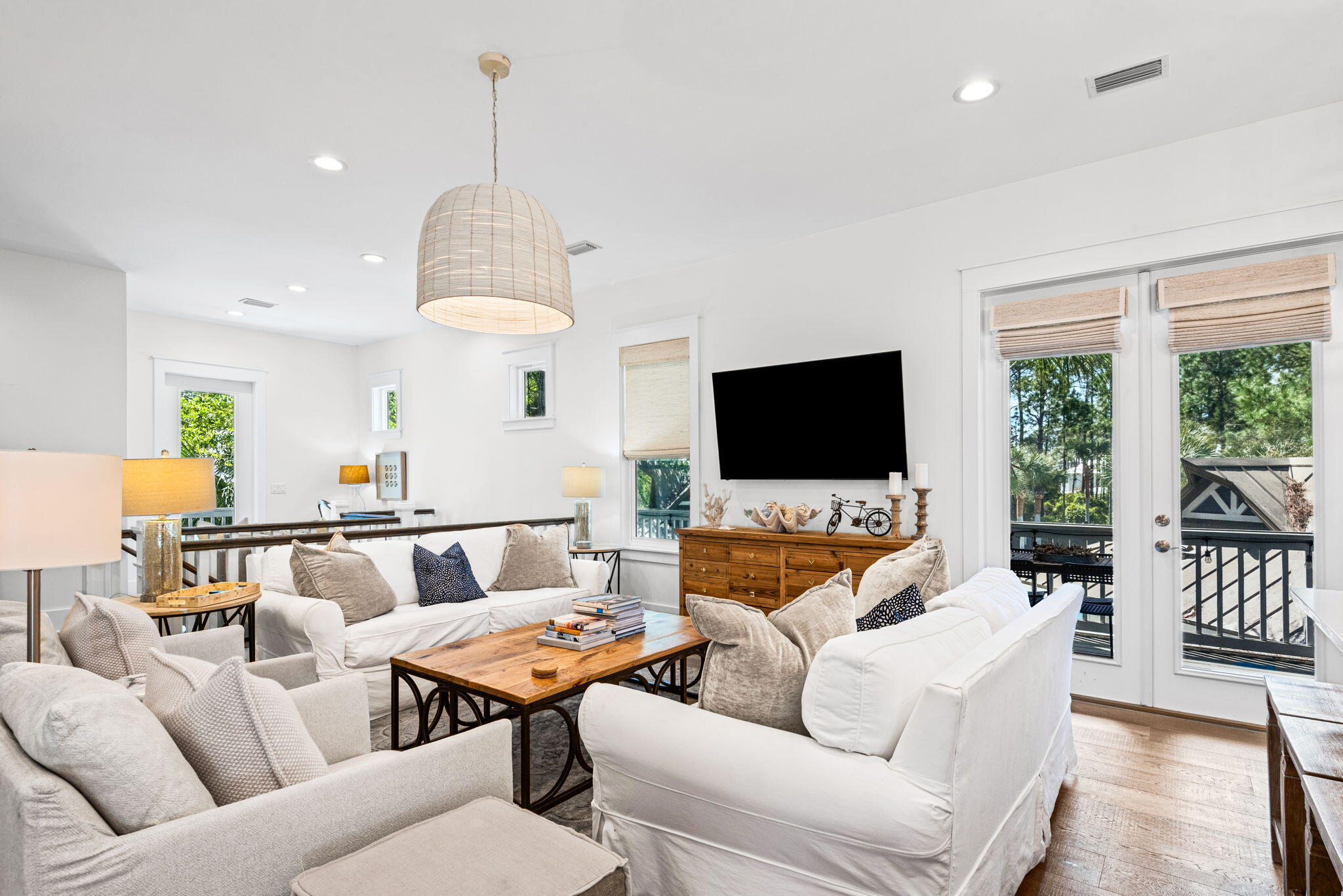 COTTAGES AT EASTERN LAKE - Residential