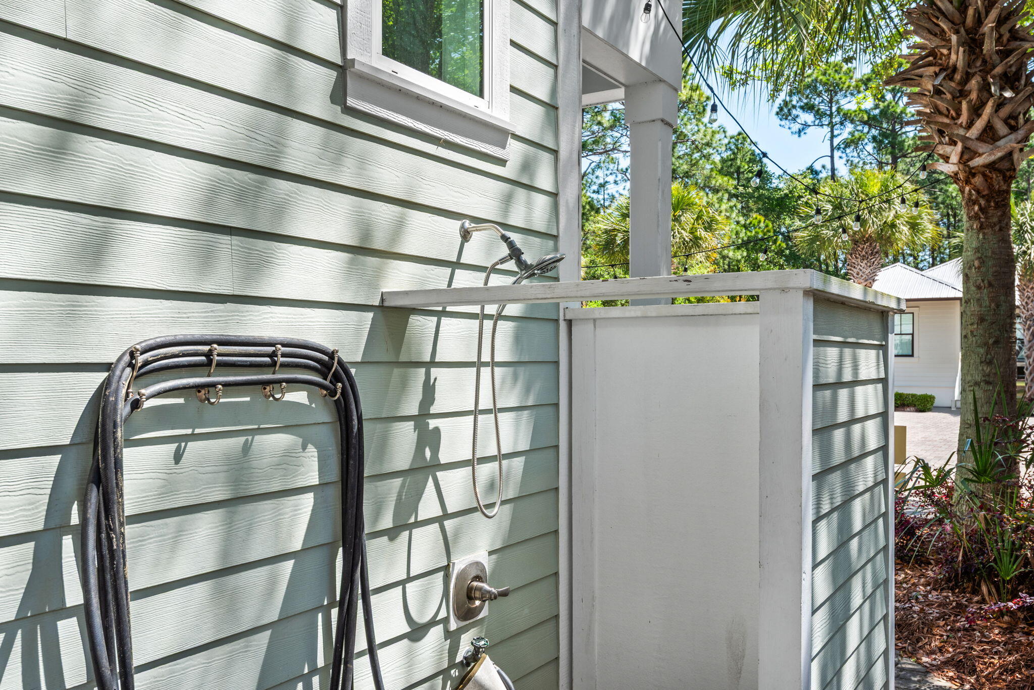 COTTAGES AT EASTERN LAKE - Residential