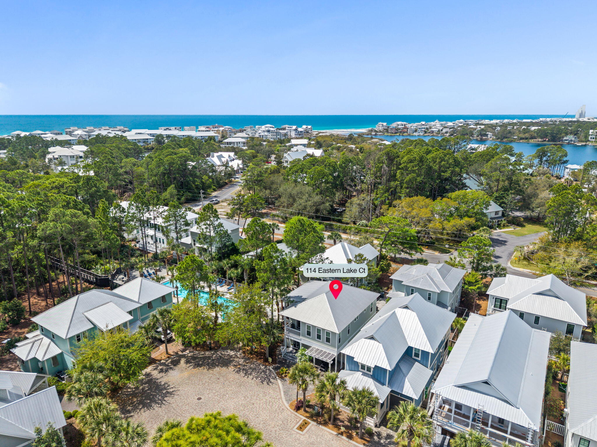 COTTAGES AT EASTERN LAKE - Residential
