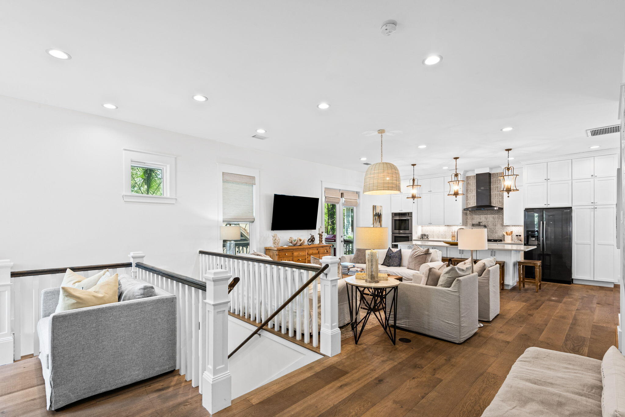 COTTAGES AT EASTERN LAKE - Residential