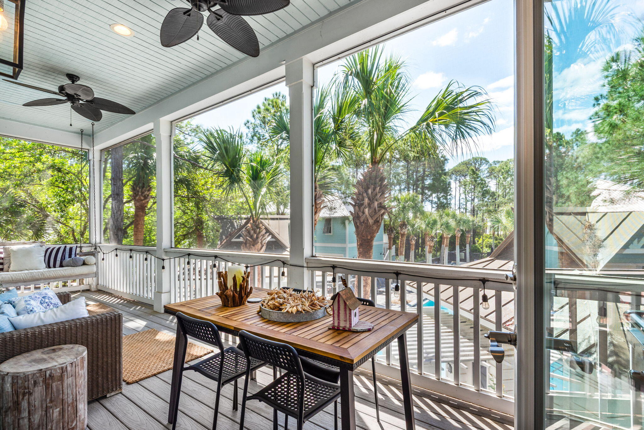 COTTAGES AT EASTERN LAKE - Residential