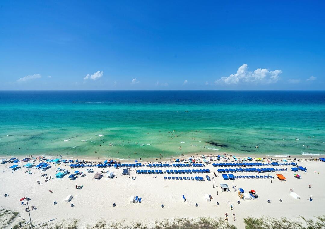 EMERALD BEACH PH 4 - Residential