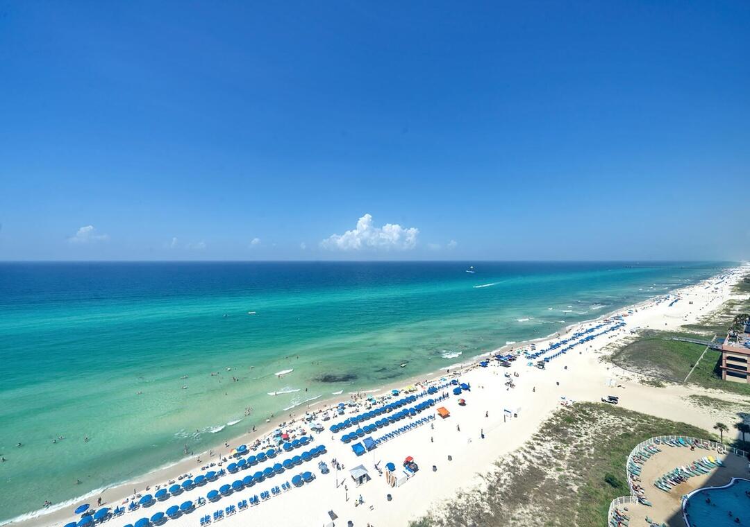 EMERALD BEACH PH 4 - Residential