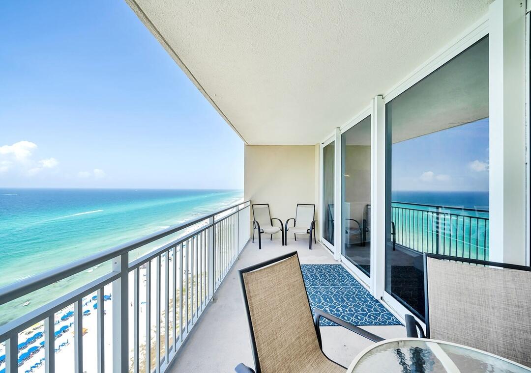 EMERALD BEACH PH 4 - Residential