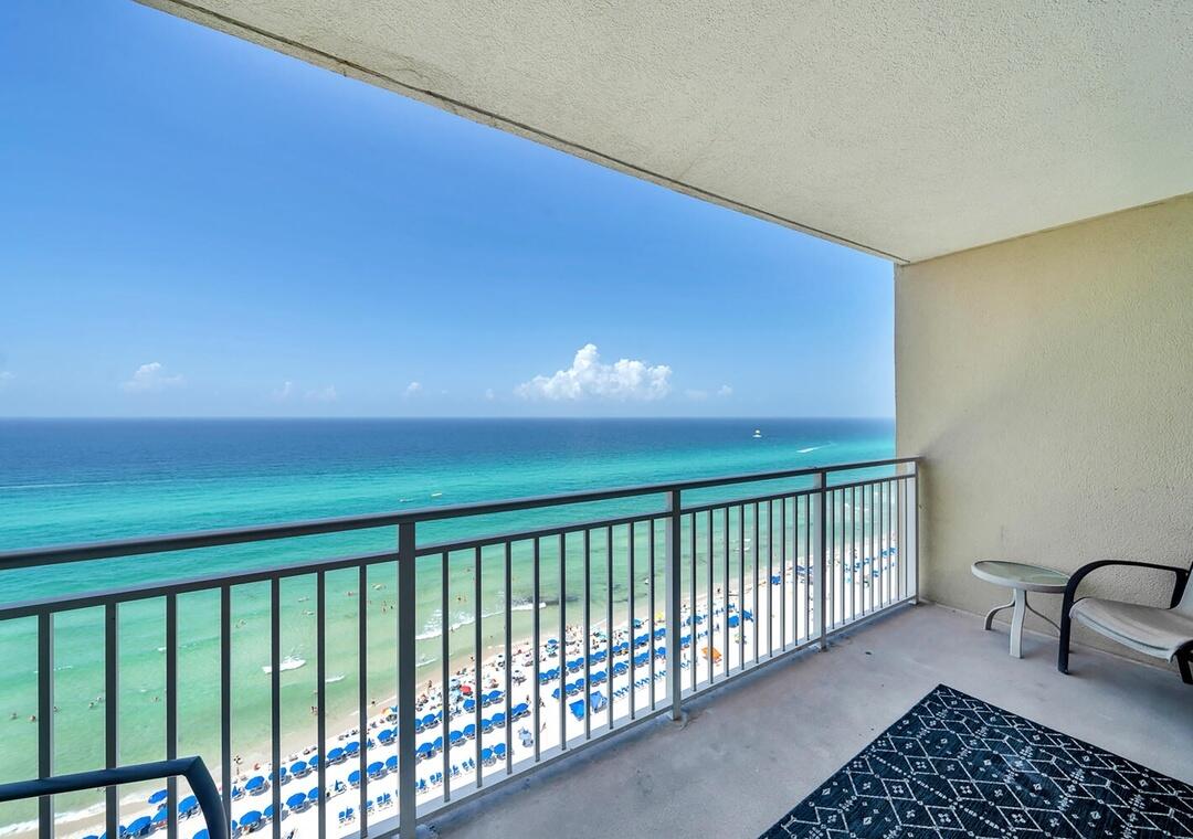 EMERALD BEACH PH 4 - Residential