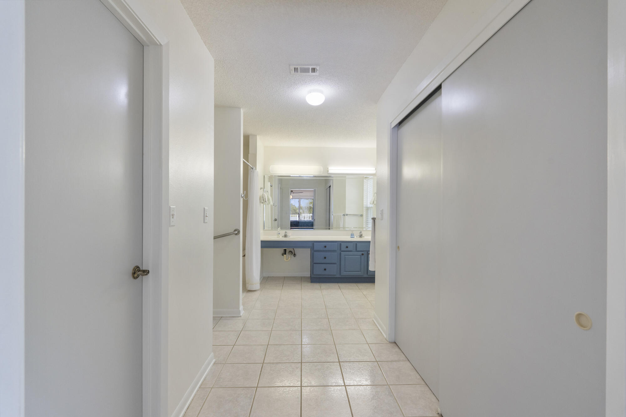 HOLLEY FAMILYPH 1 - Residential Lease