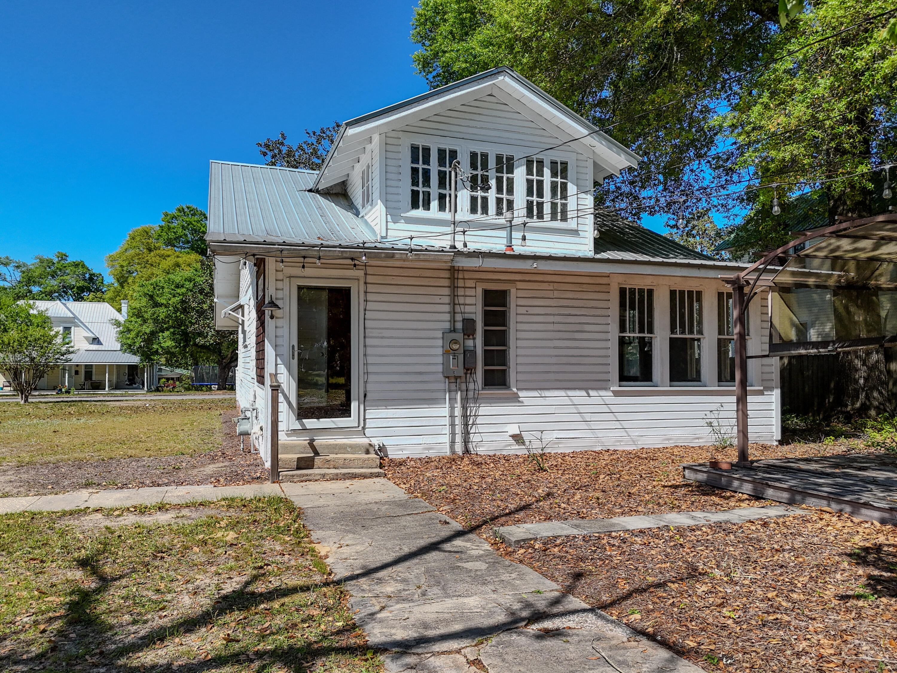 TOWN OF DEFUNIAK SPRINGS - Residential