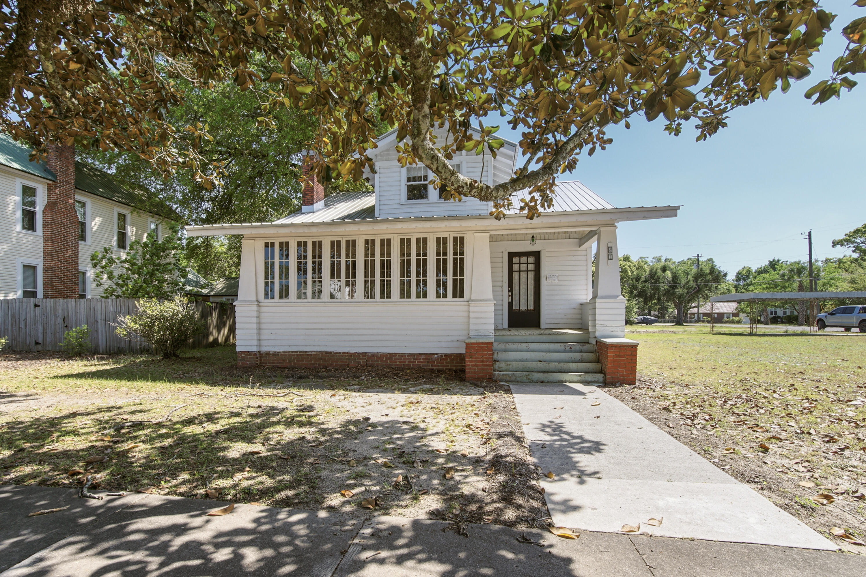 TOWN OF DEFUNIAK SPRINGS - Residential