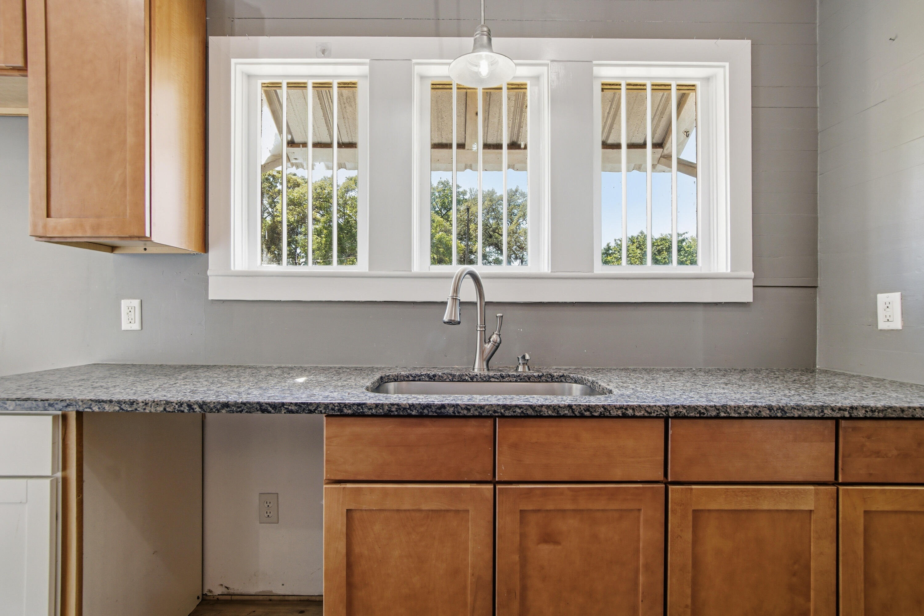 TOWN OF DEFUNIAK SPRINGS - Residential