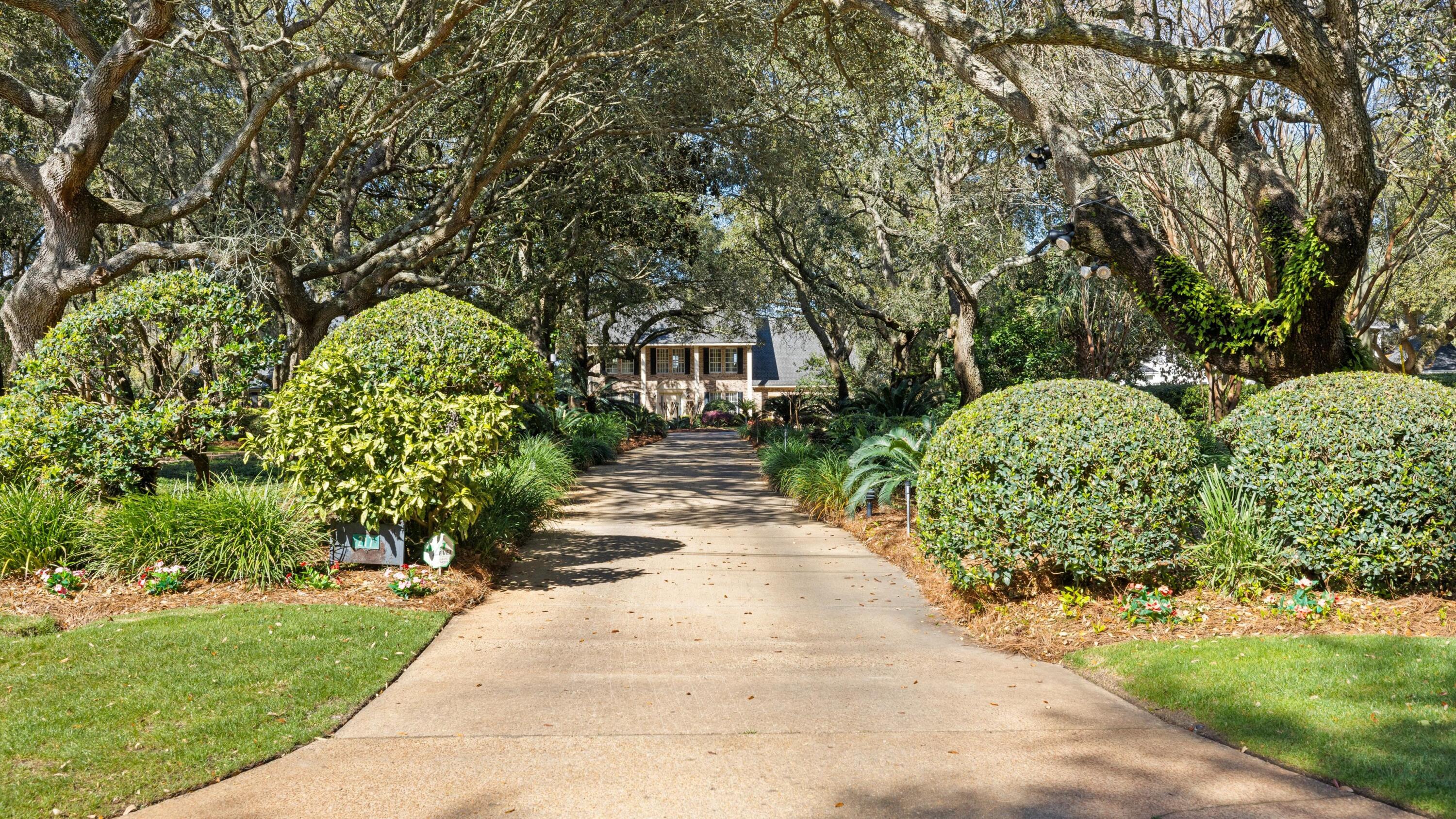 HUGHES ESTATES 1ST ADDN - Residential