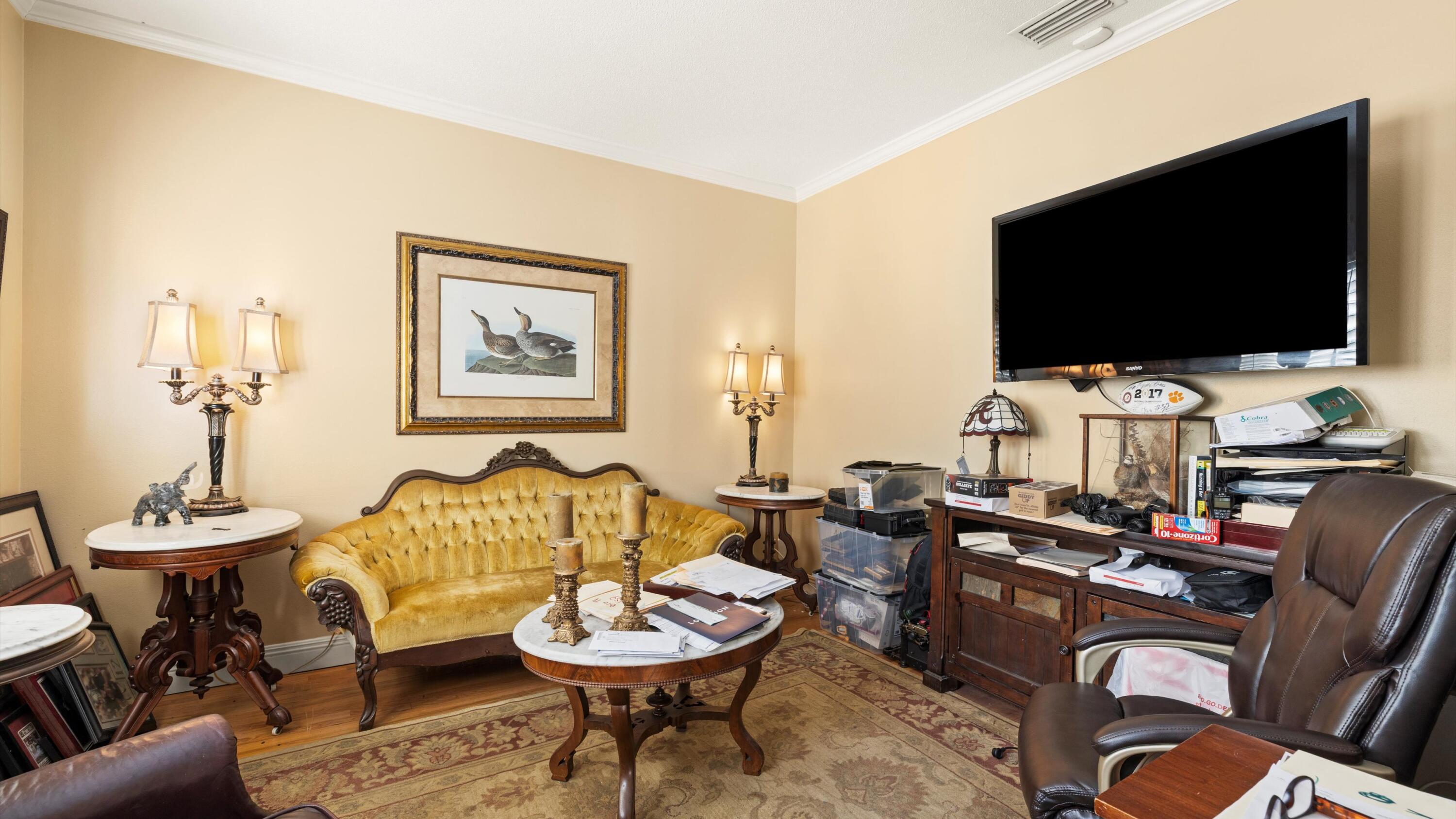 HUGHES ESTATES 1ST ADDN - Residential