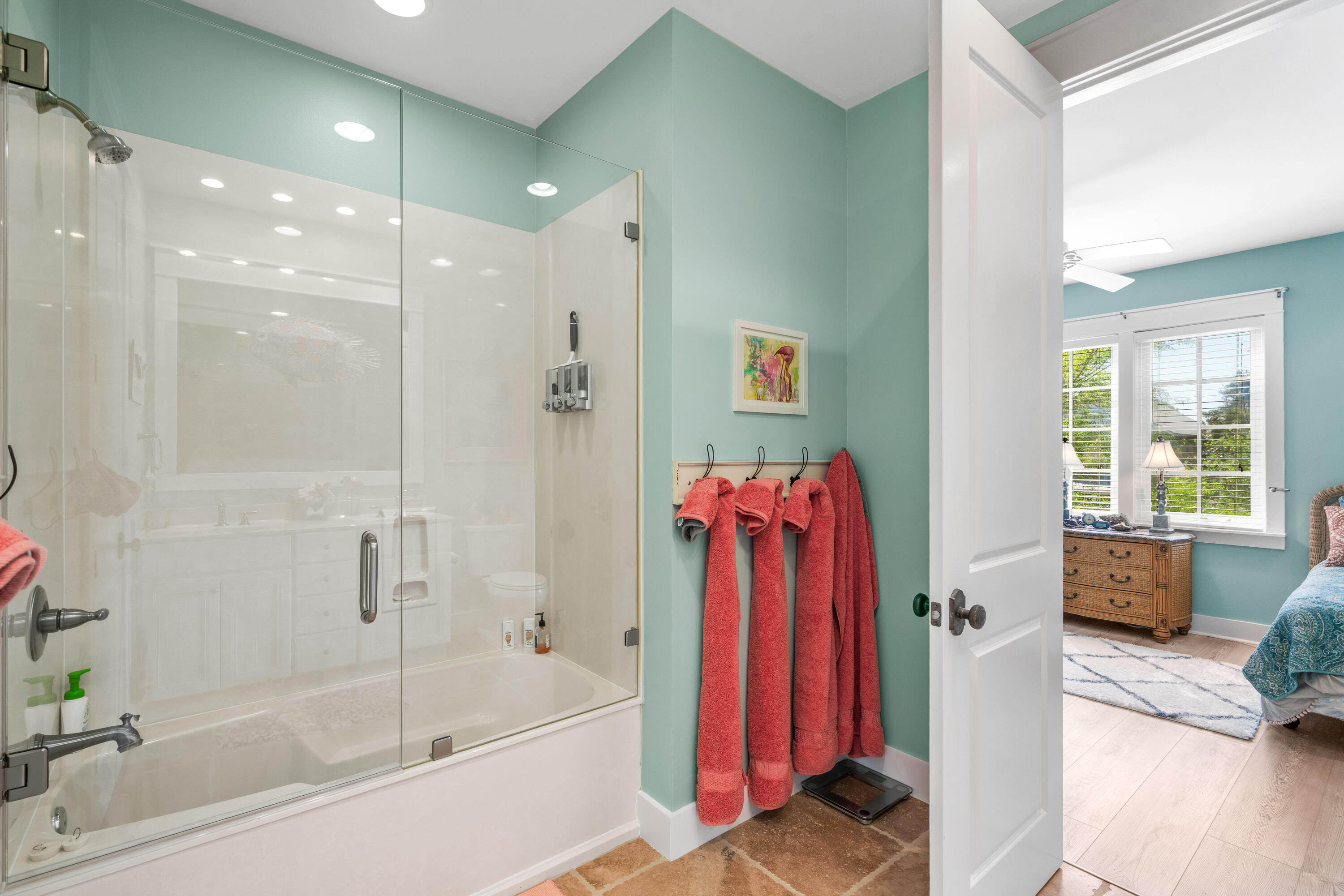 CARSON OAKS - Residential