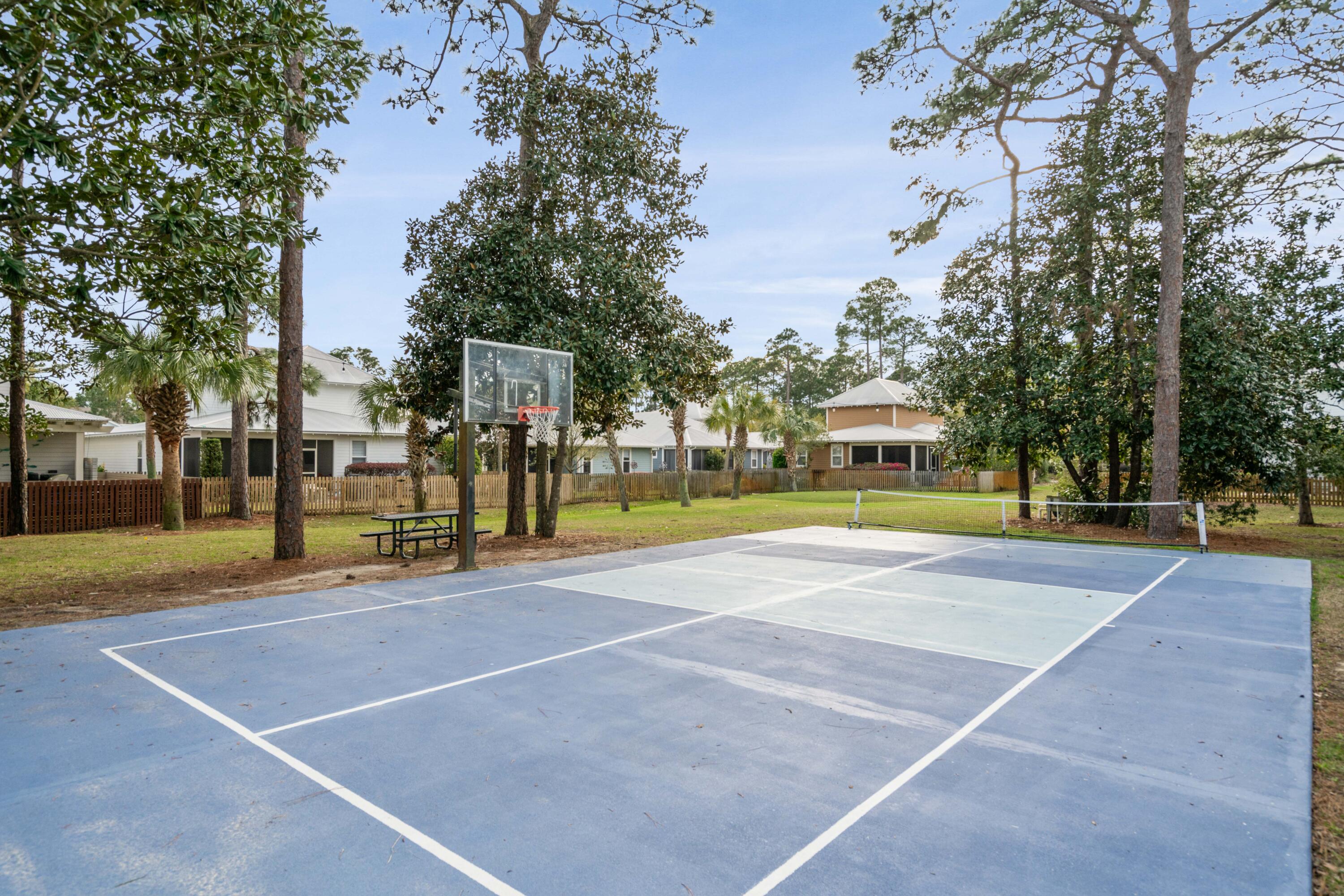 CARSON OAKS - Residential