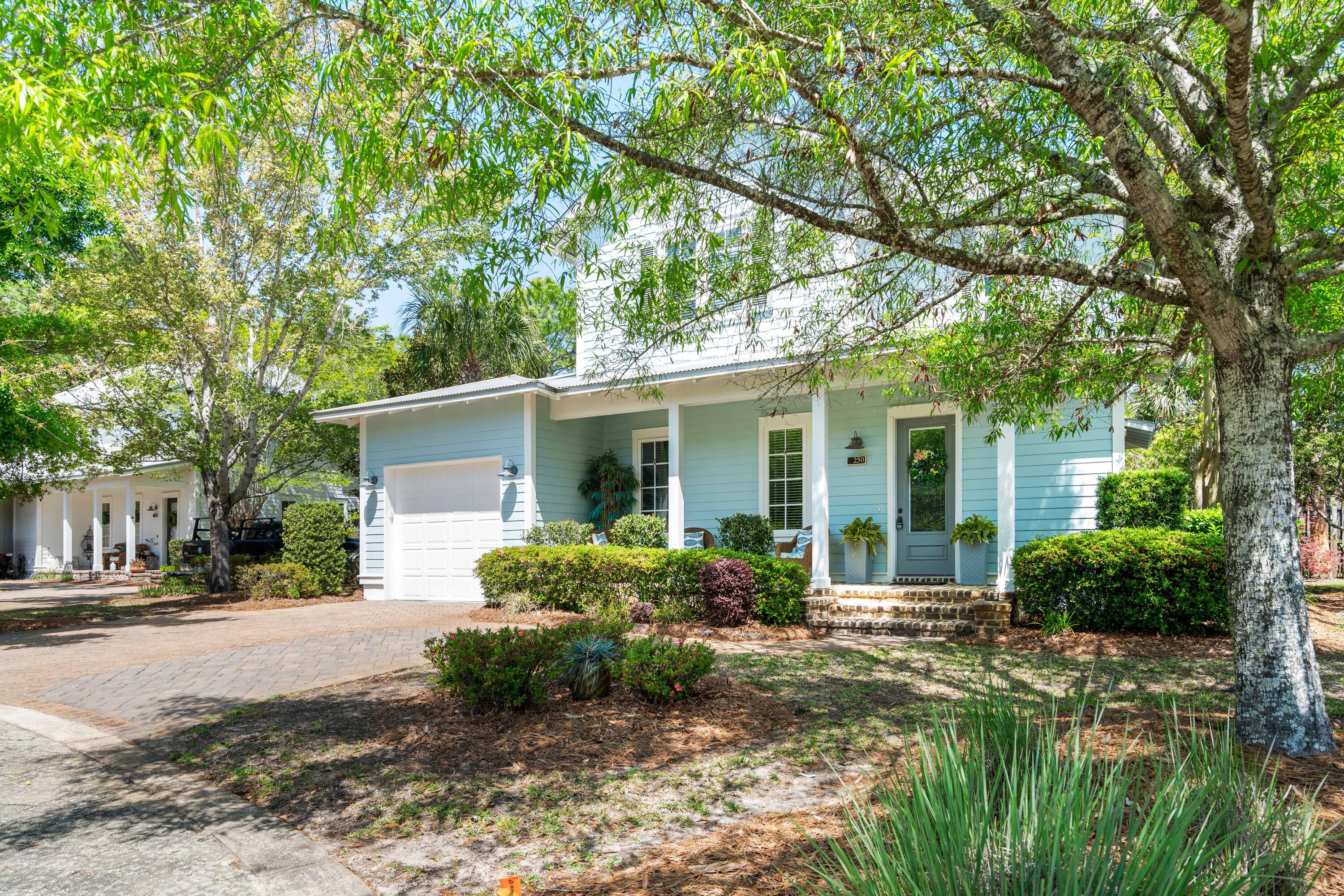 CARSON OAKS - Residential