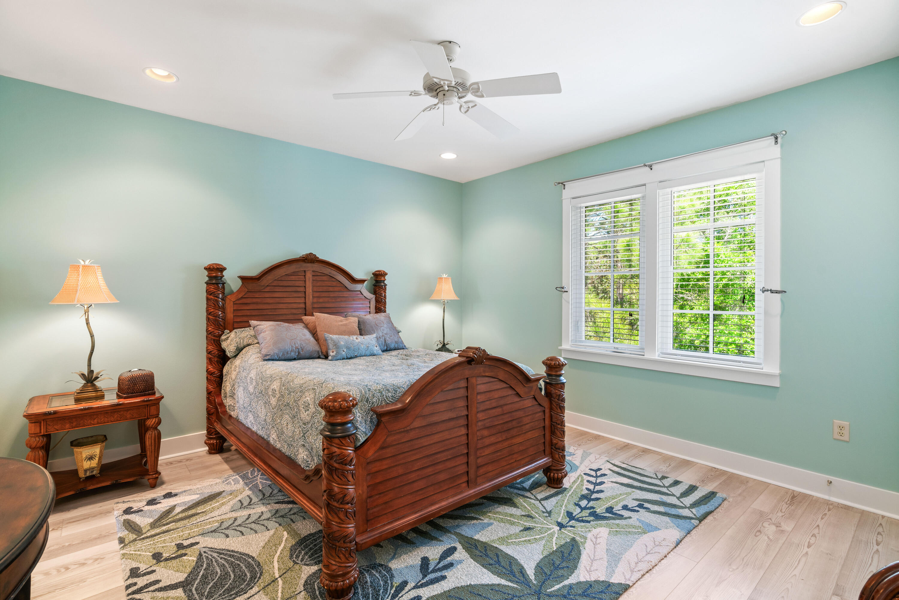 CARSON OAKS - Residential