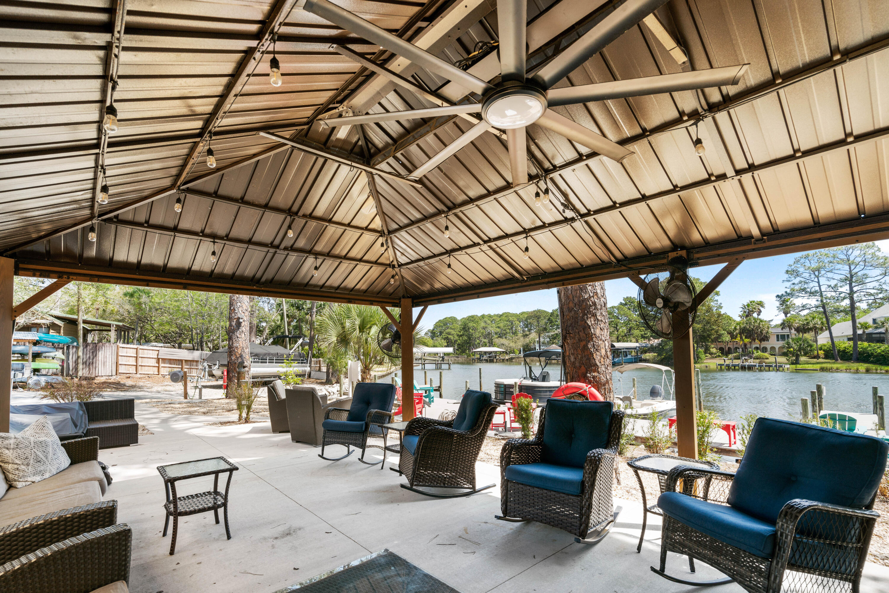 CARSON OAKS - Residential