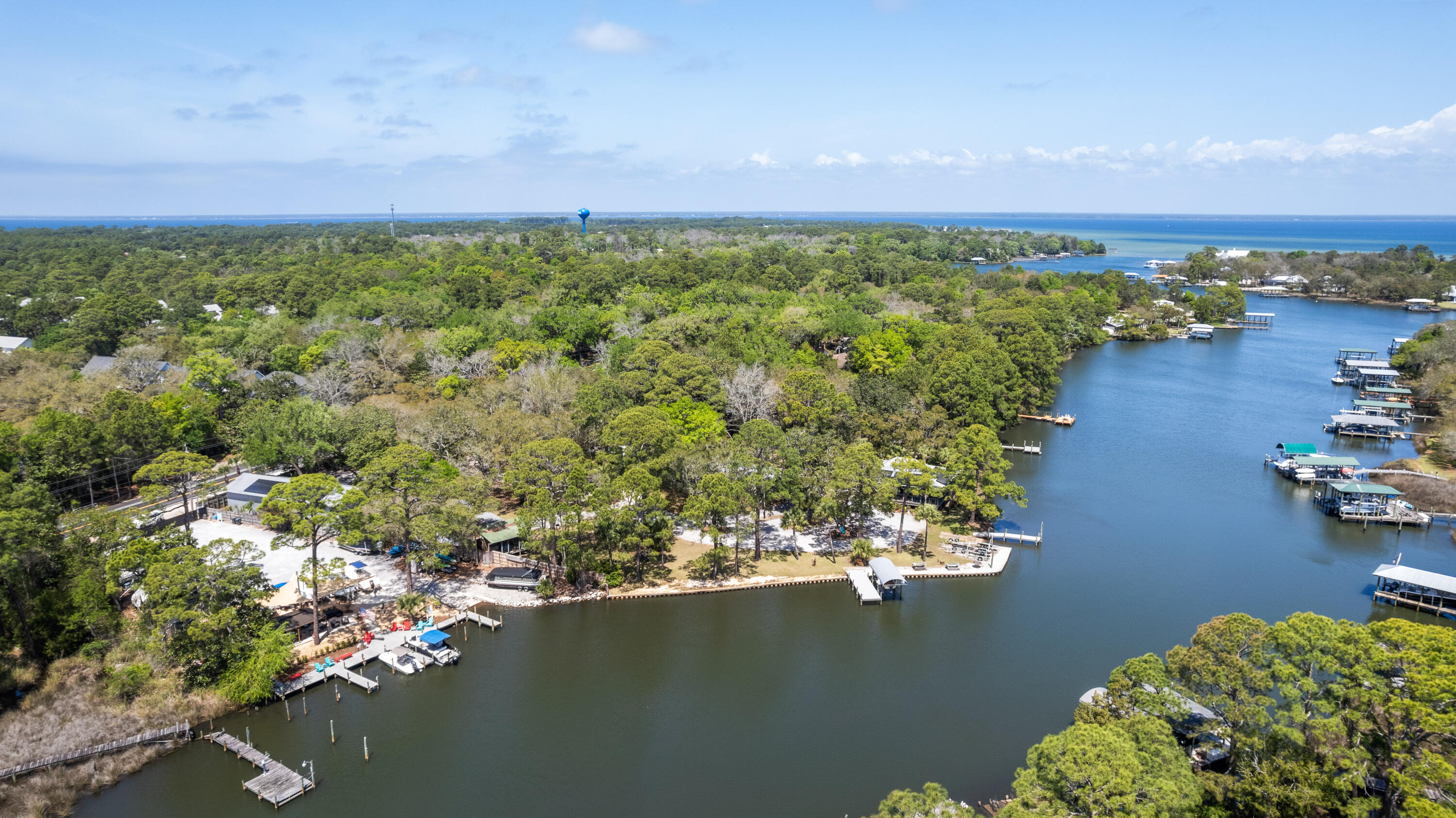 CARSON OAKS - Residential