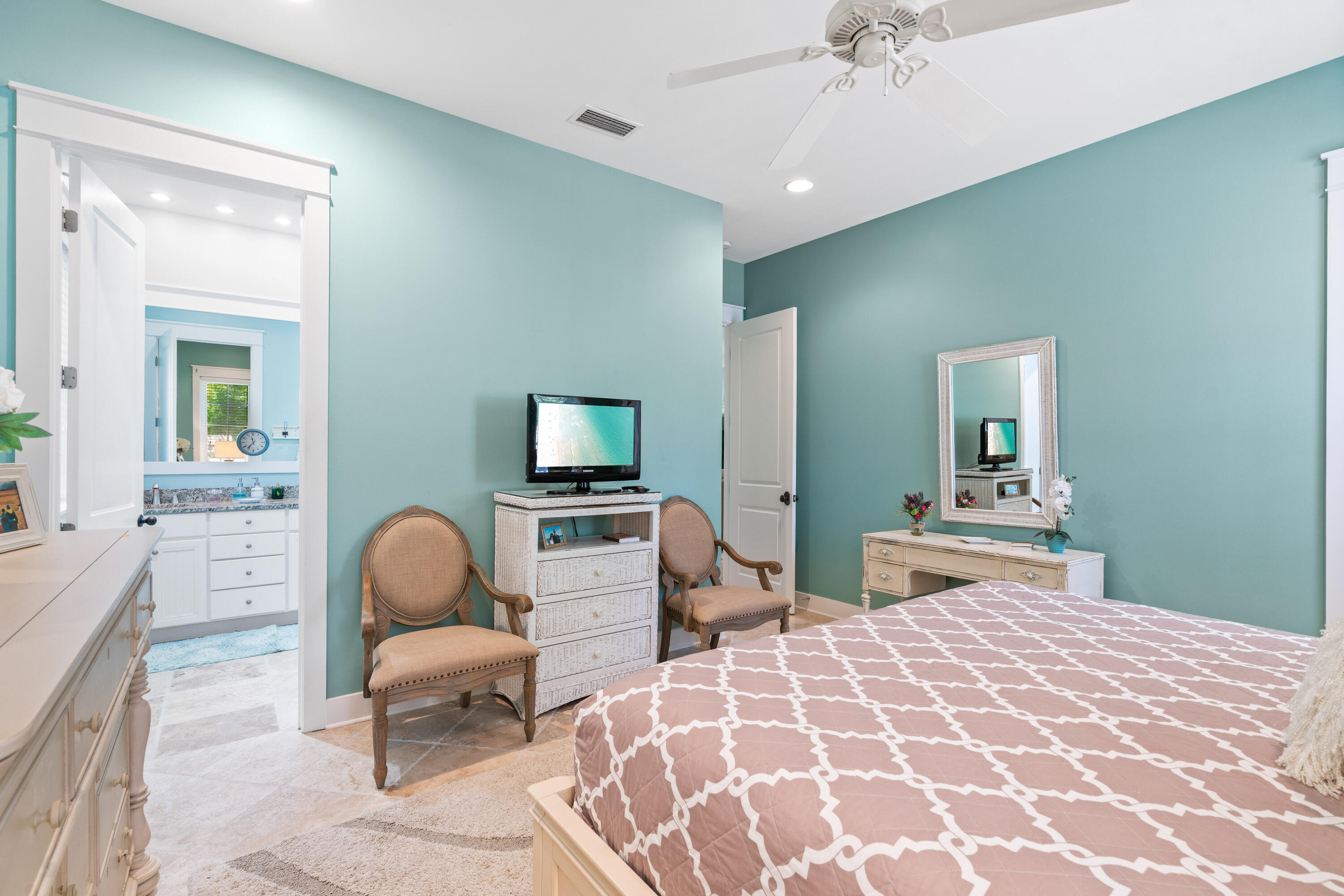 CARSON OAKS - Residential