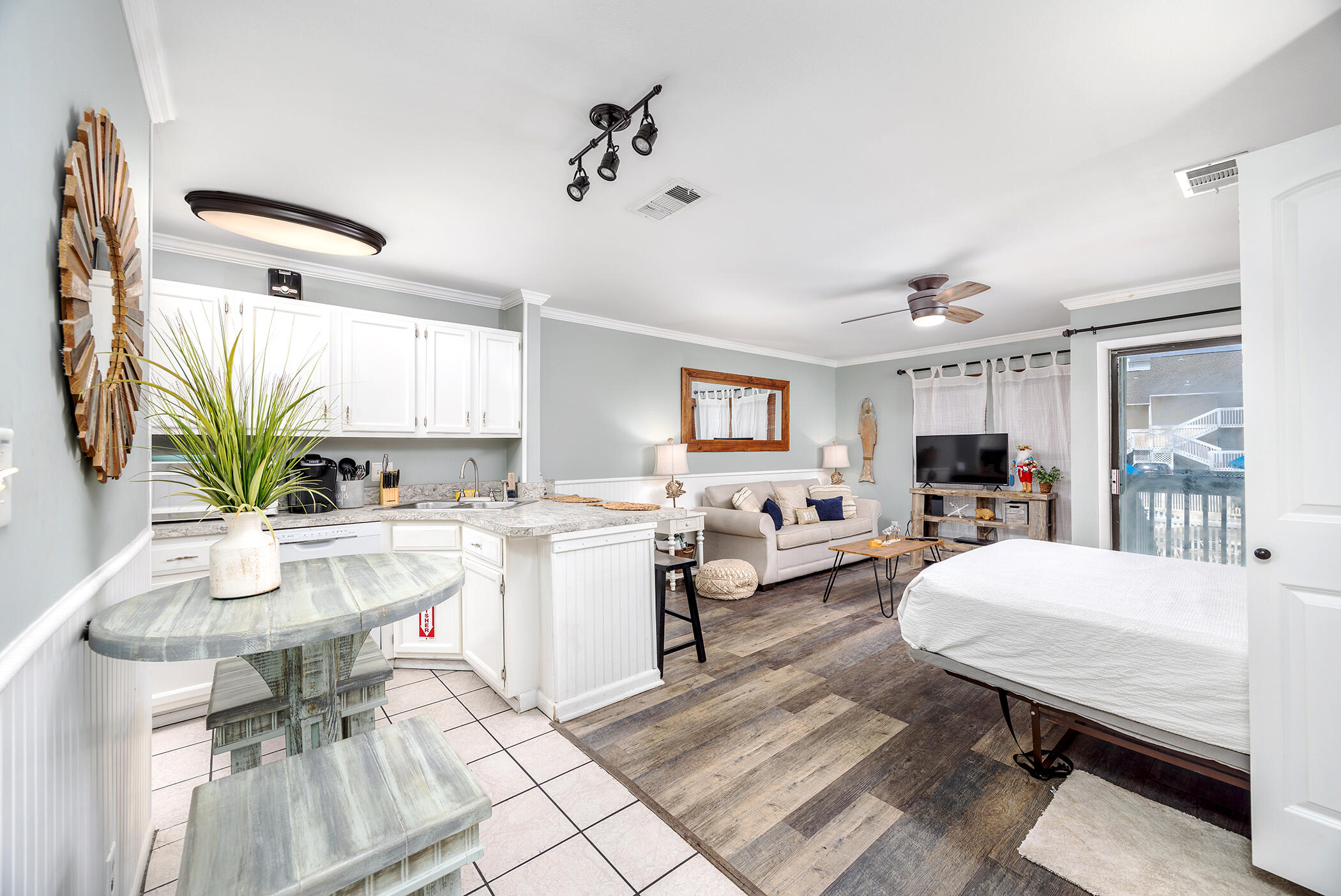 Sandpiper Cove - Residential