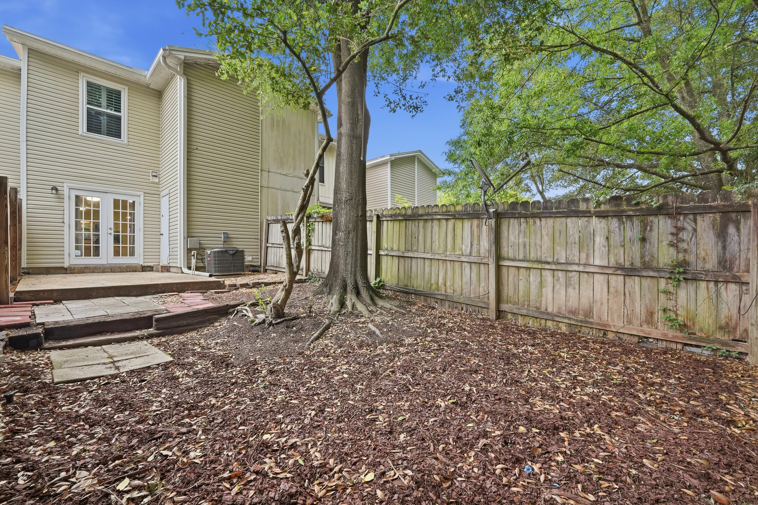 MONTAGE MANOR RE/PLAT LOT 46 - Residential