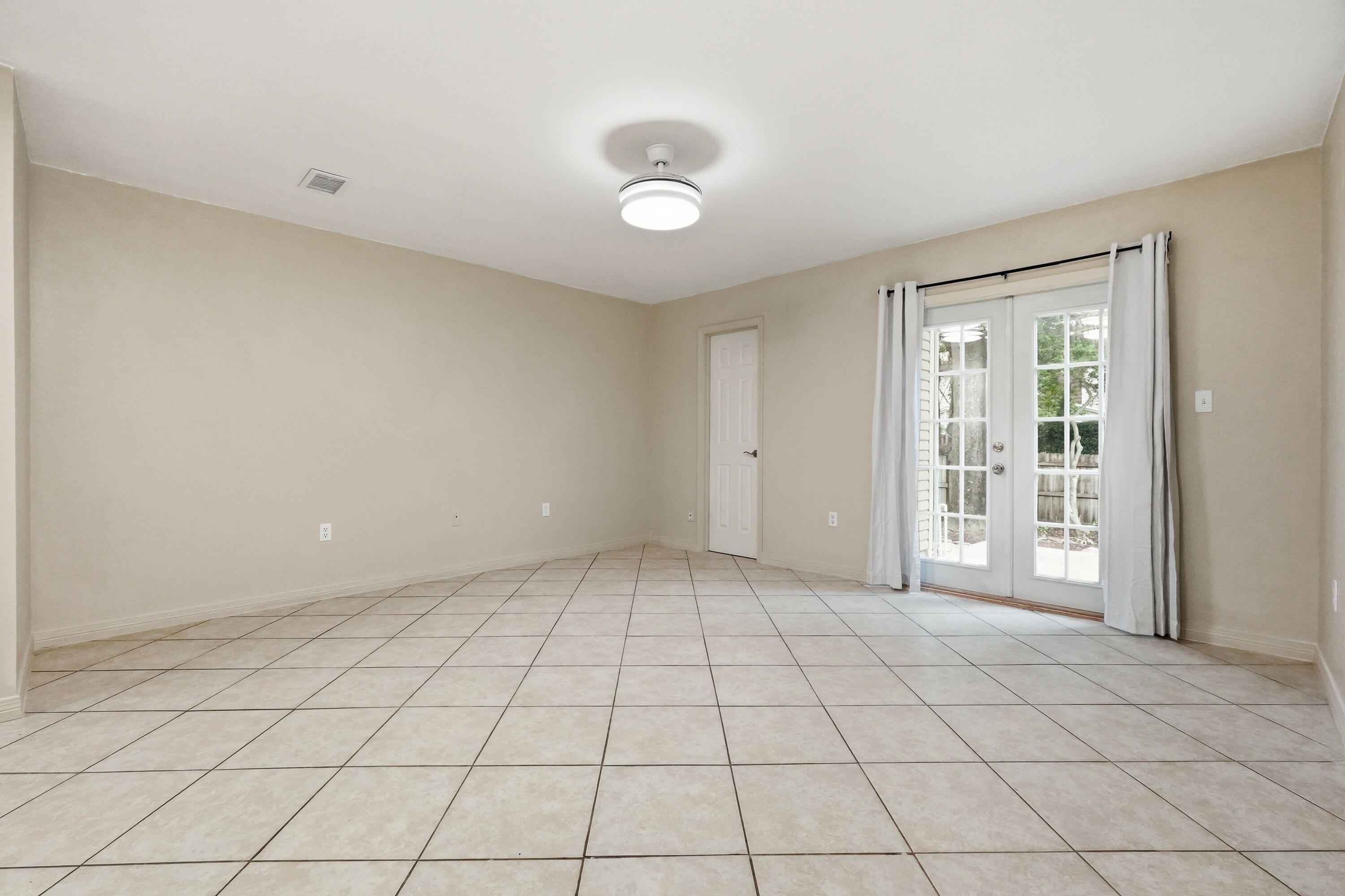 MONTAGE MANOR RE/PLAT LOT 46 - Residential
