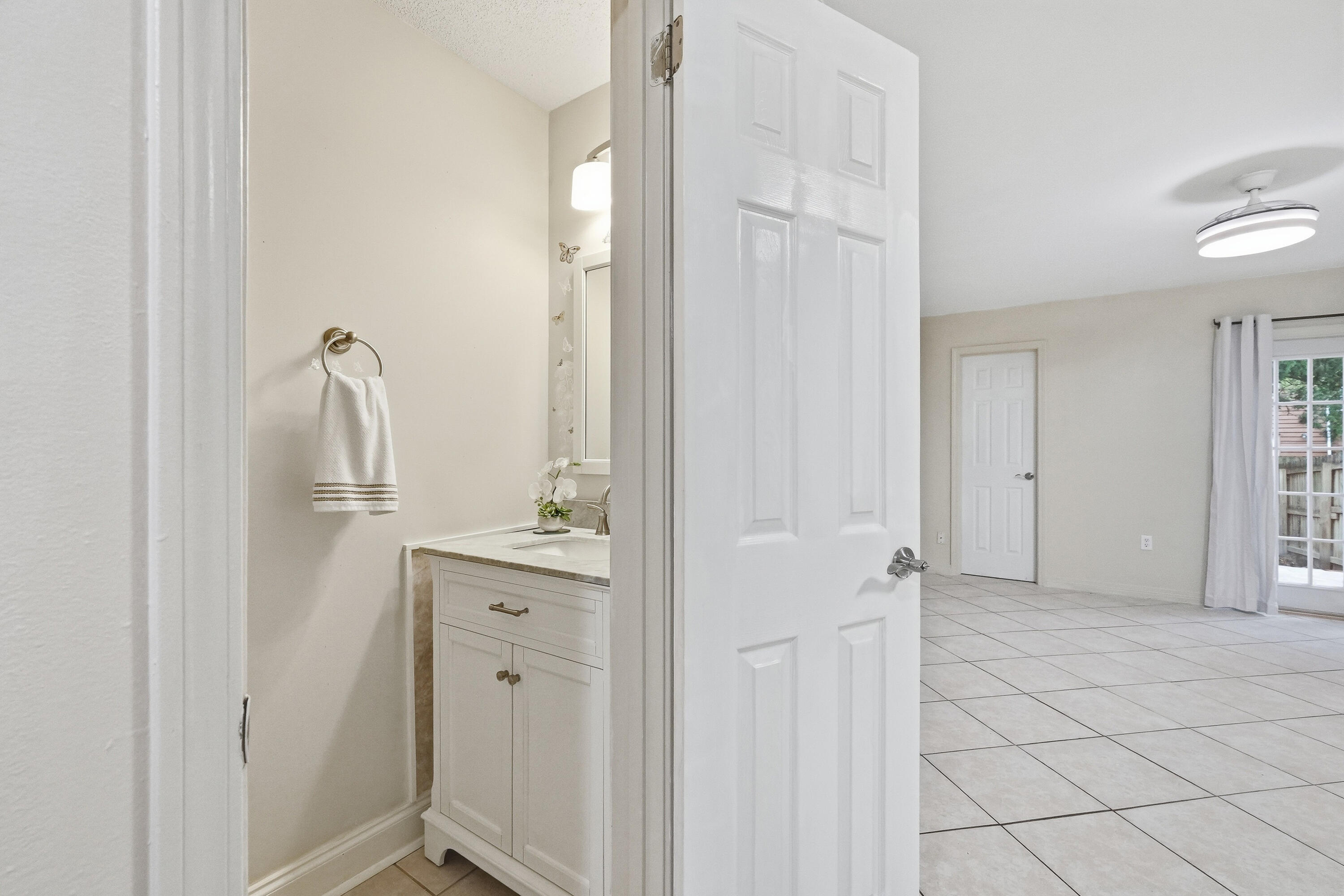 MONTAGE MANOR RE/PLAT LOT 46 - Residential