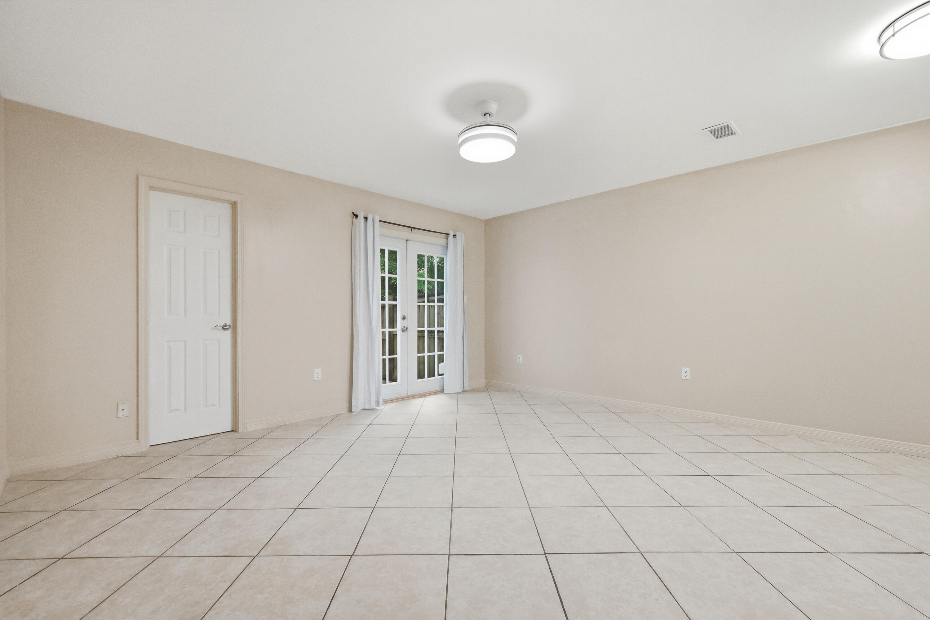MONTAGE MANOR RE/PLAT LOT 46 - Residential