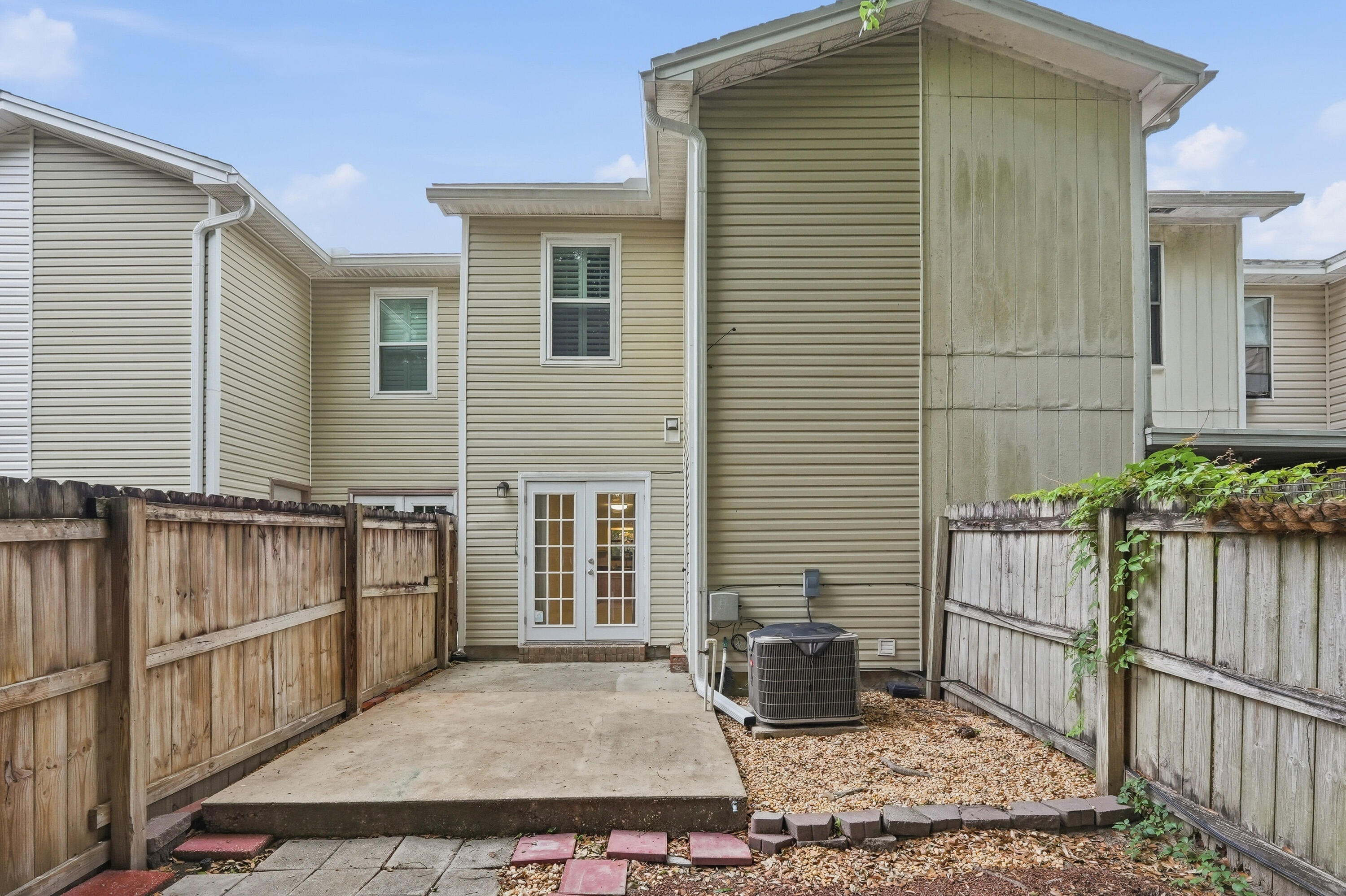 MONTAGE MANOR RE/PLAT LOT 46 - Residential