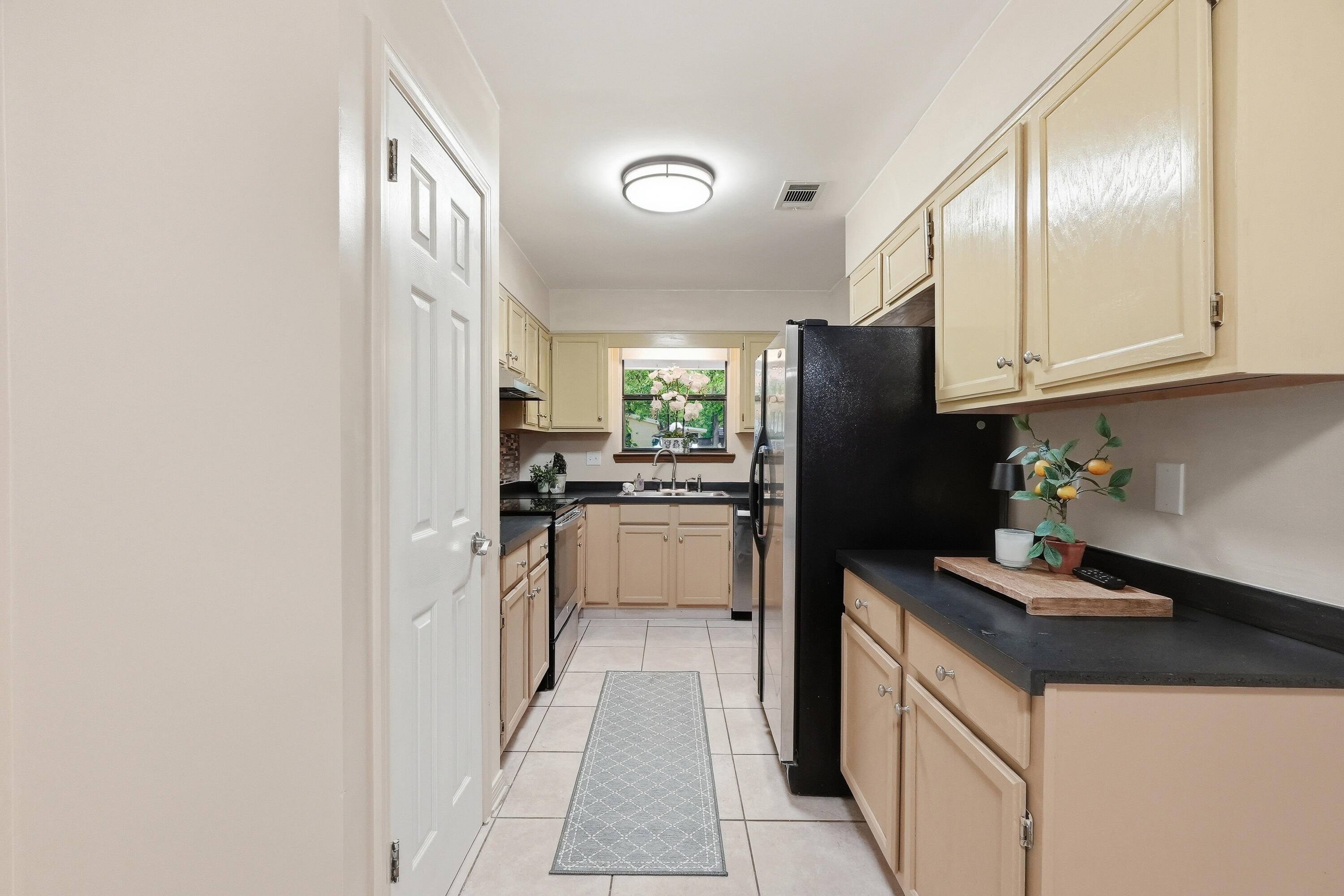 MONTAGE MANOR RE/PLAT LOT 46 - Residential