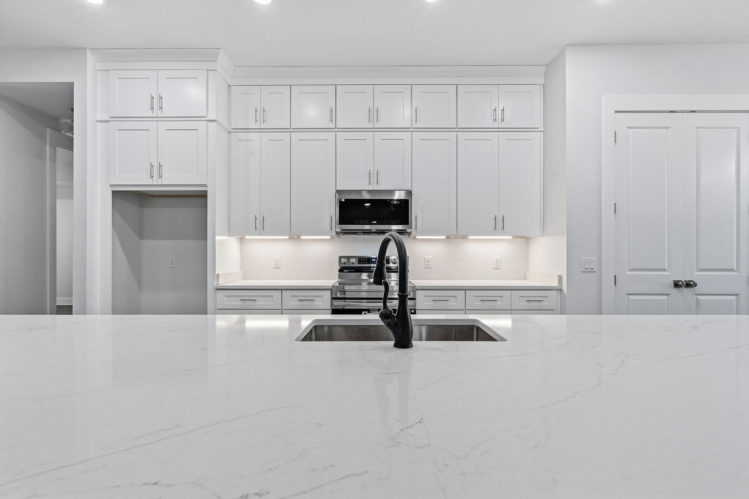 HOLLEY BY THE SEA - Residential