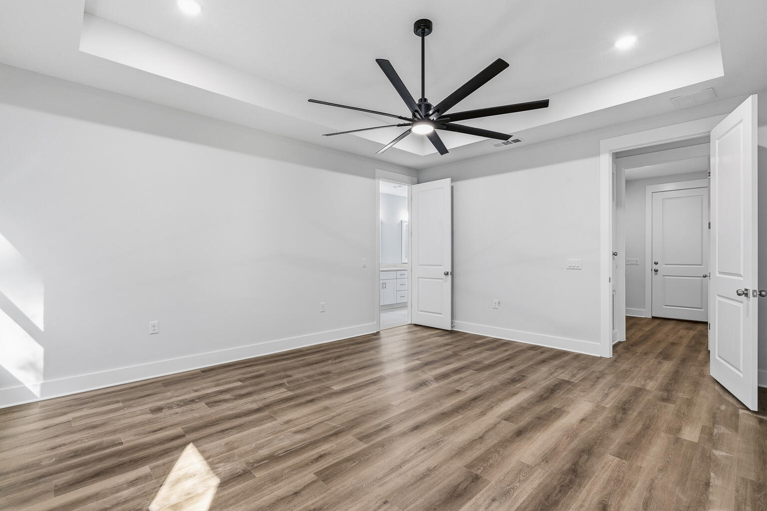 HOLLEY BY THE SEA - Residential