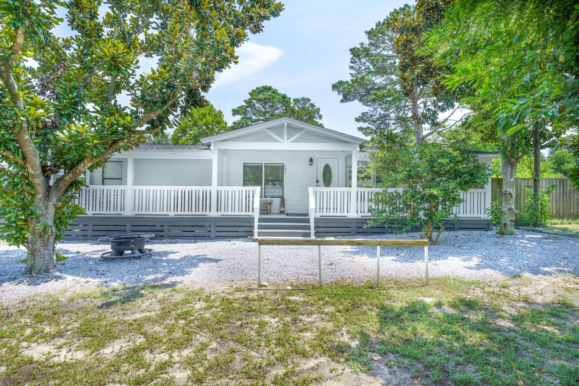704 Gulf View Drive
