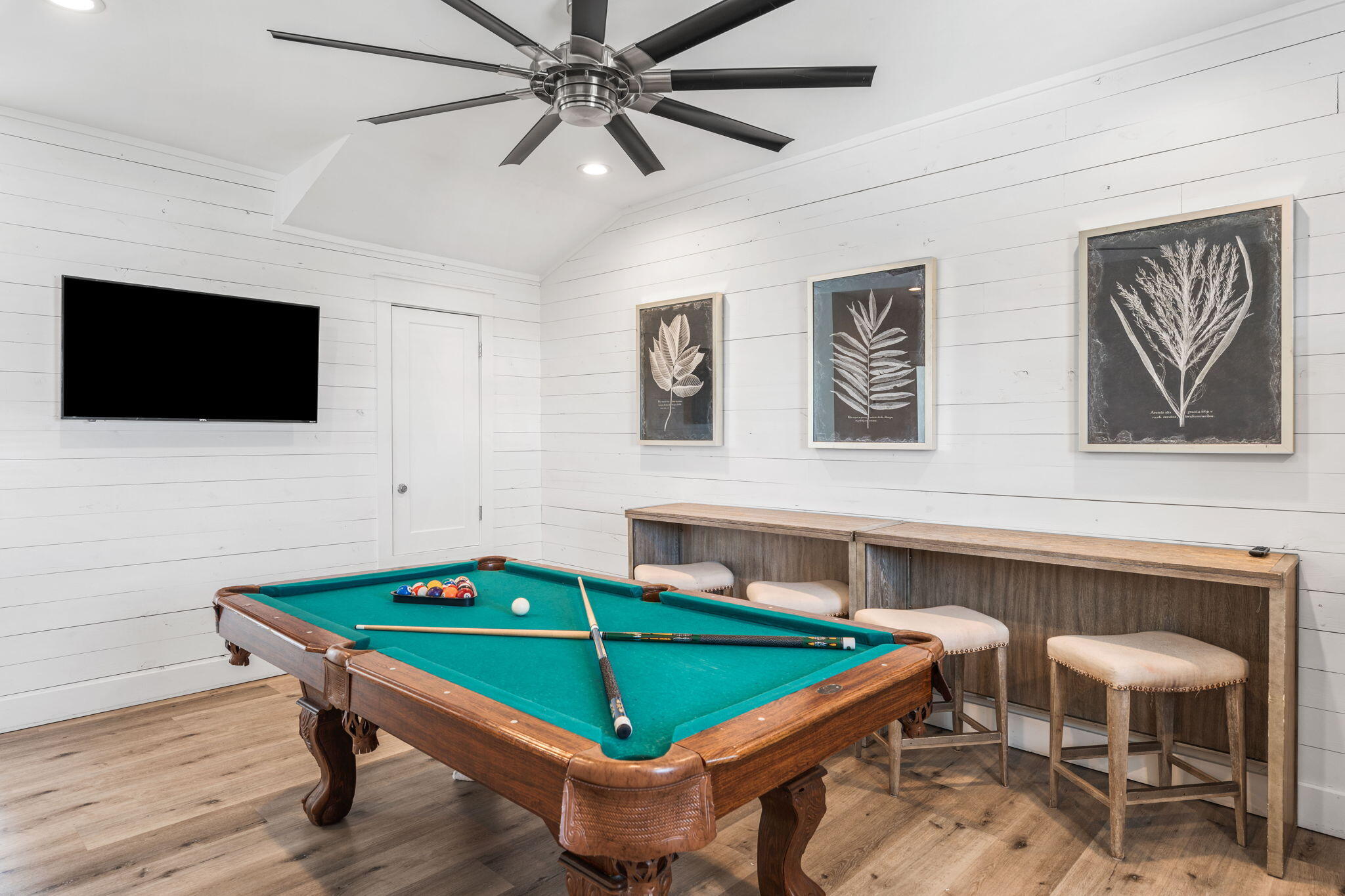 CRYSTAL BEACH - Residential