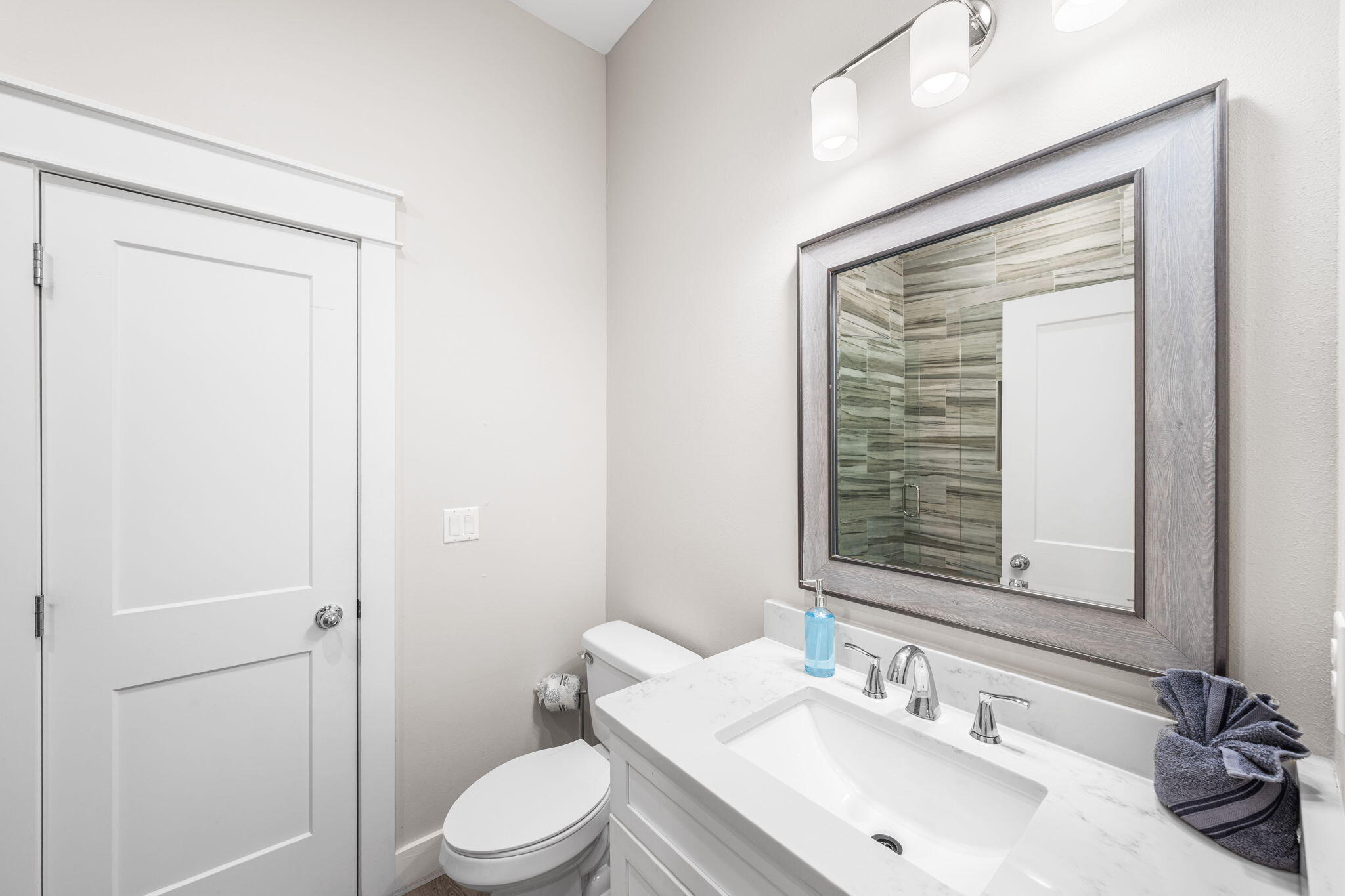 CRYSTAL BEACH - Residential