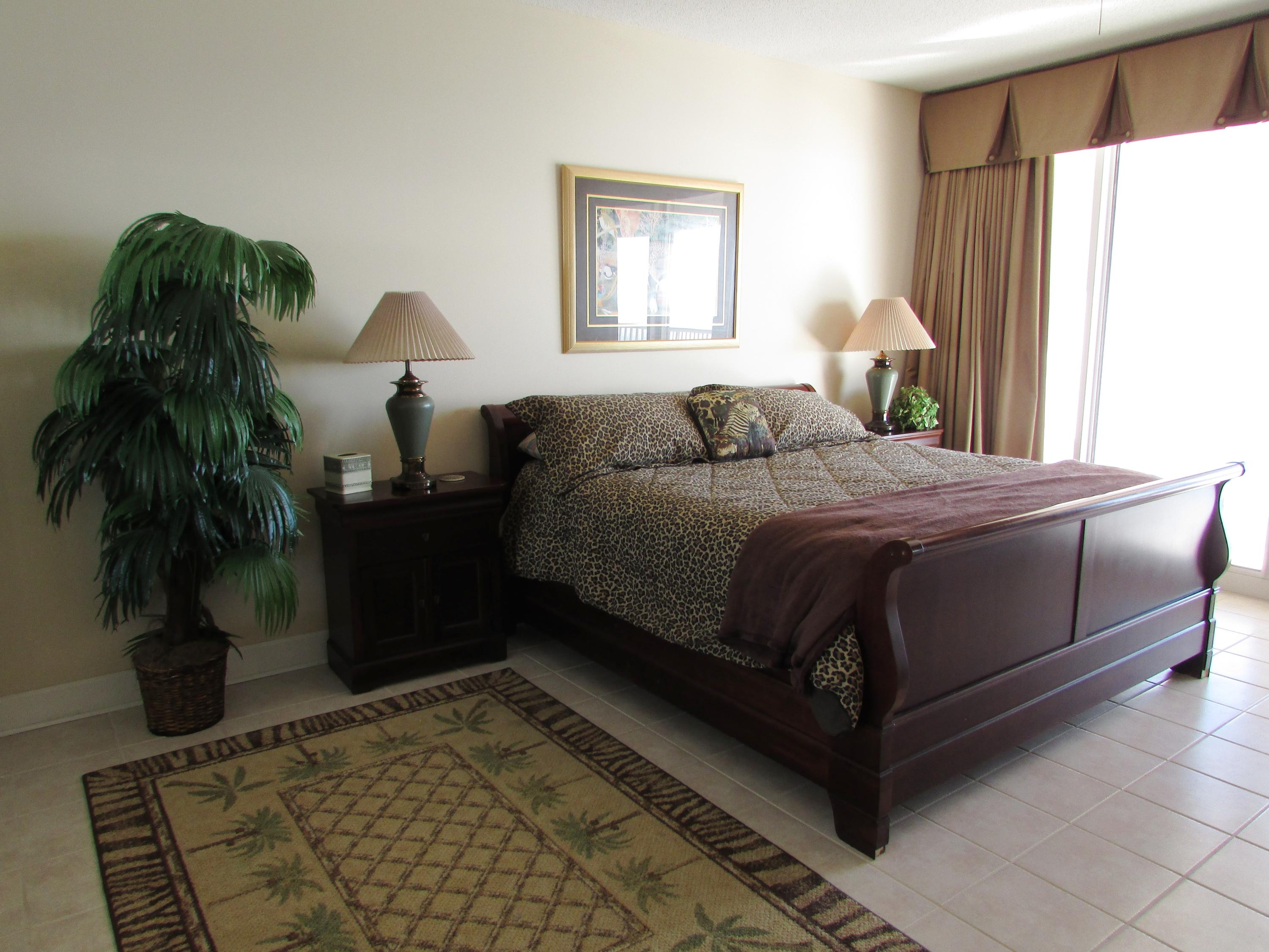 NAVARRE BEACH REGENCY CONDO - Residential